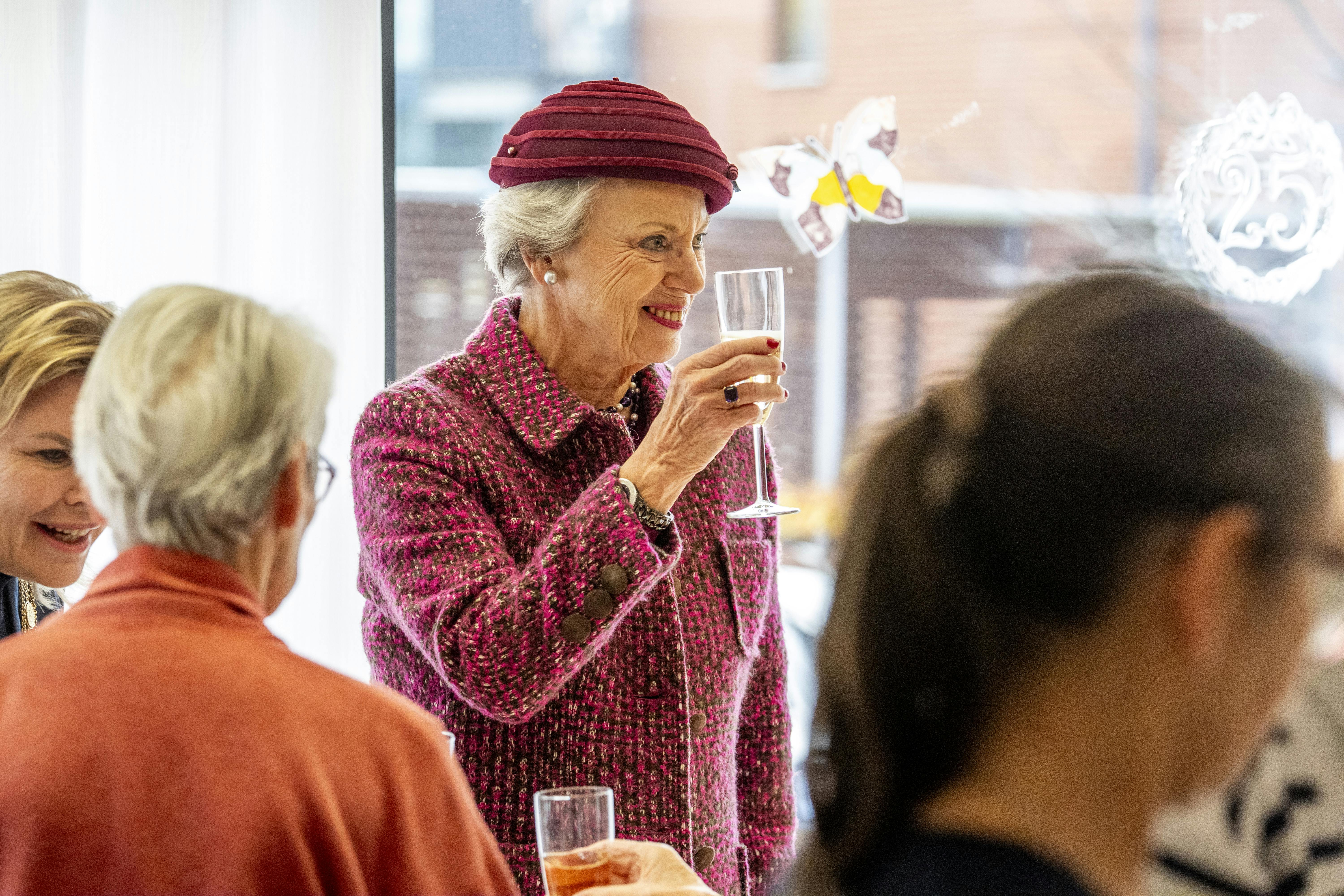 Prinsesse Benedikte overværer fejringen af Nældebjerg Plejecenters 25-års jubilæum