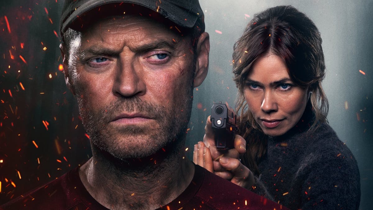 Følger tv-serien Oxen-bøgerne slavisk? Det svarer forfatterne bag serien på