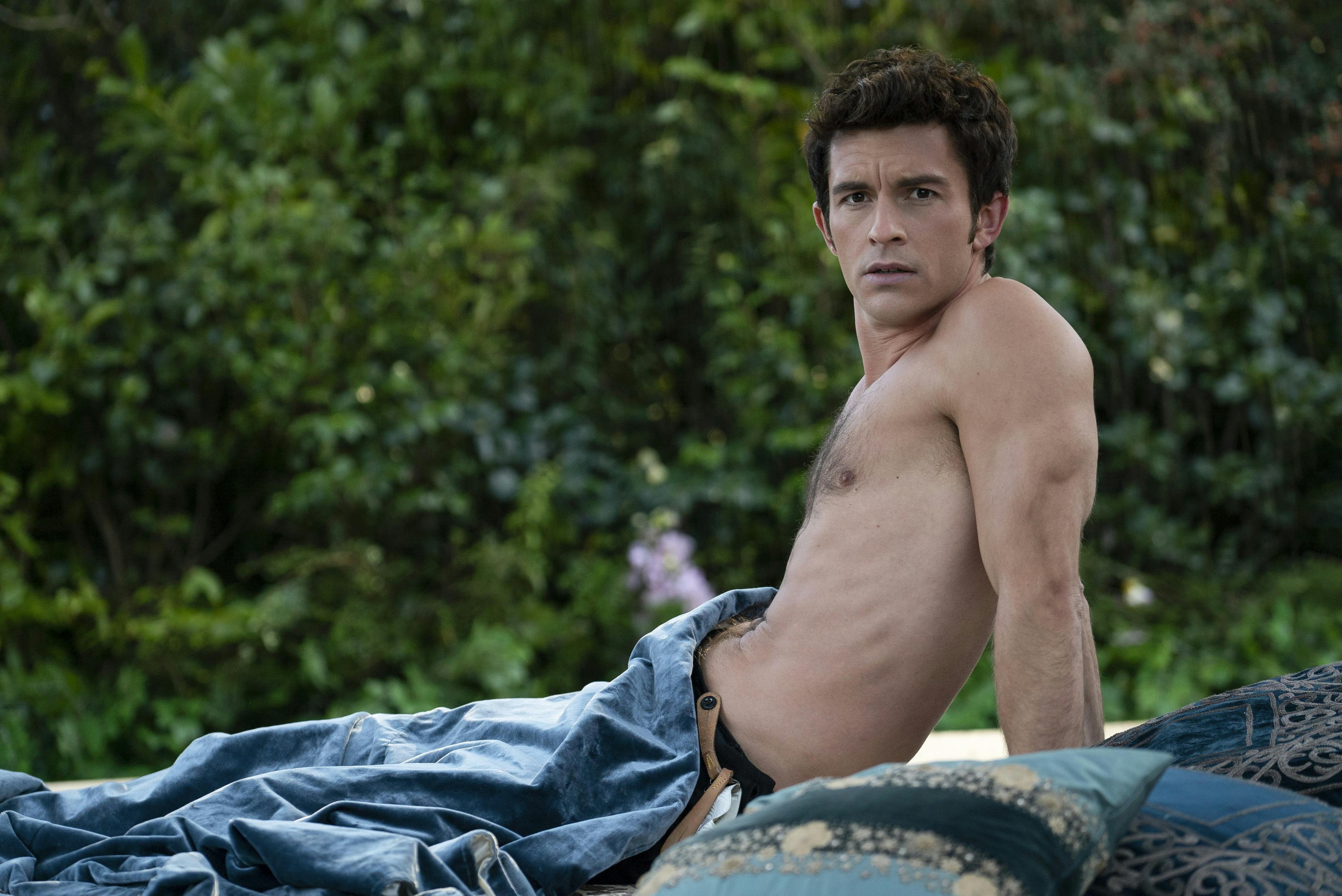 Jonathan Bailey som Anthony Bridgerton.