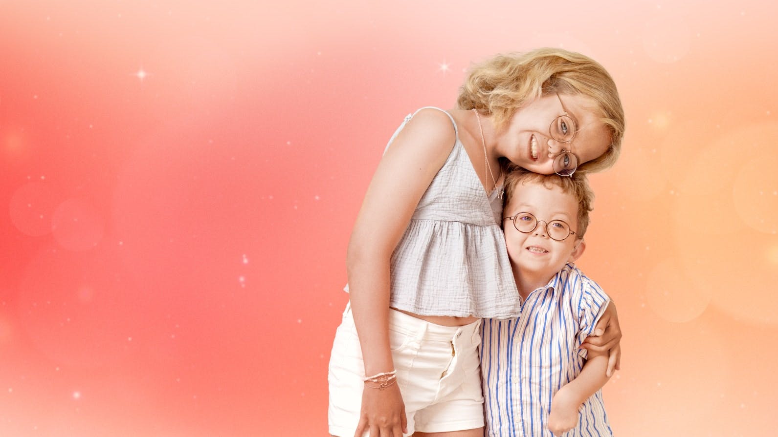 Nalina og lillebror Noor.