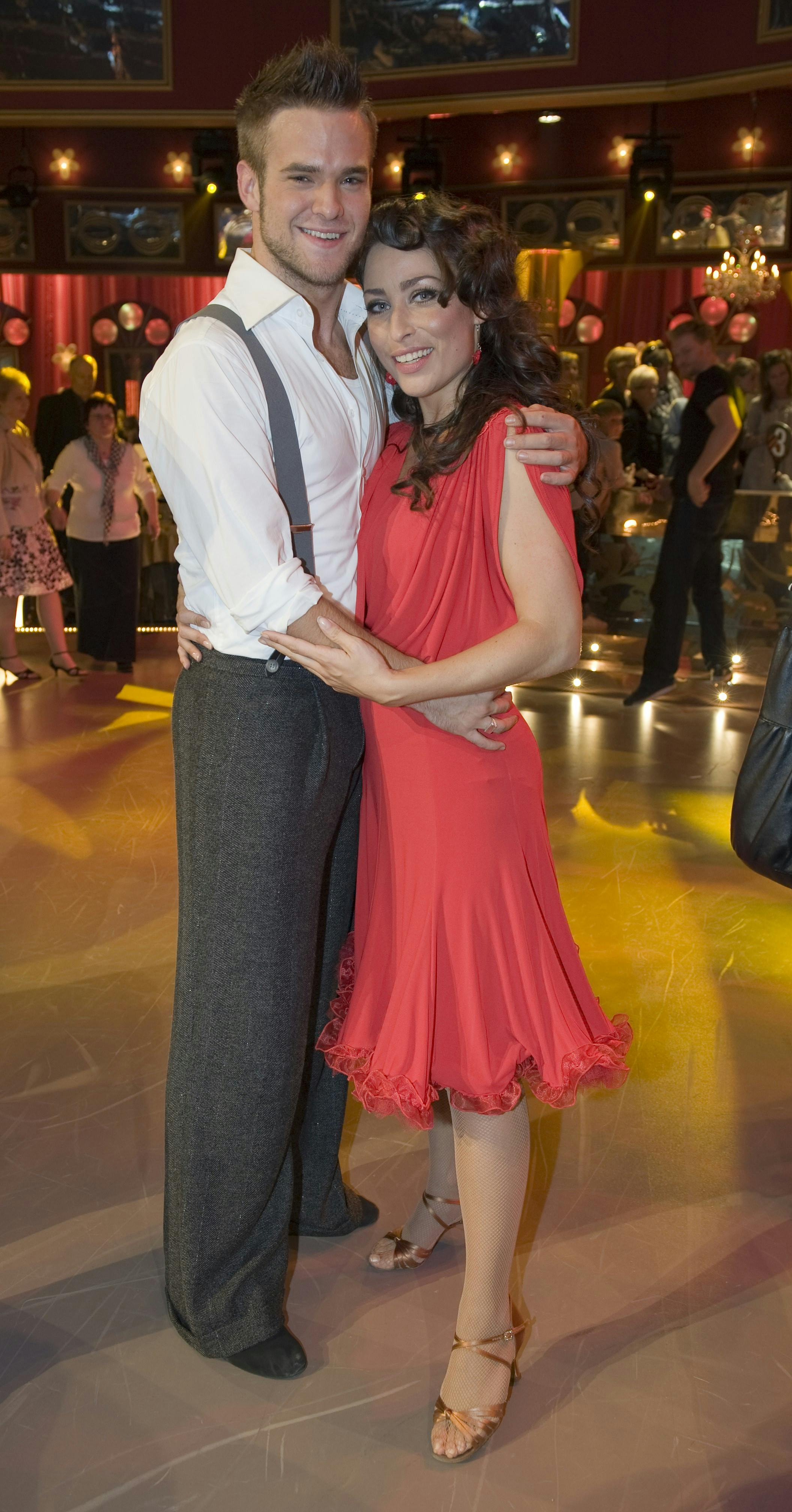 Silas Holst dansede med Szhirley i sin første sæson af "Vild med dans". De fik en femteplads.