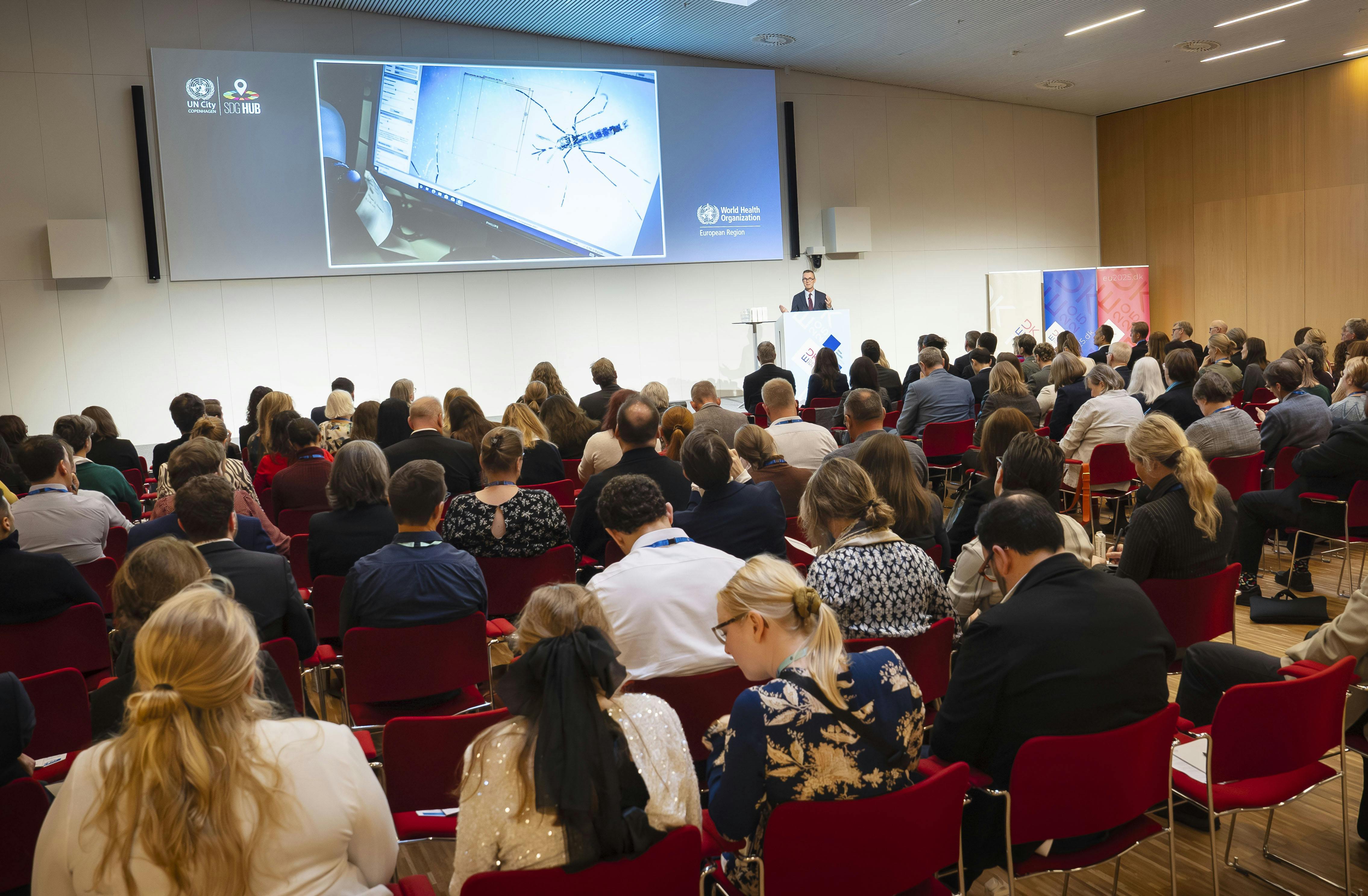 Dronning Mary deltager i One Health-konferenceSTED: FN Byen KøbenhavnDATO: 20251105JOURNALIST: Marianne Singer