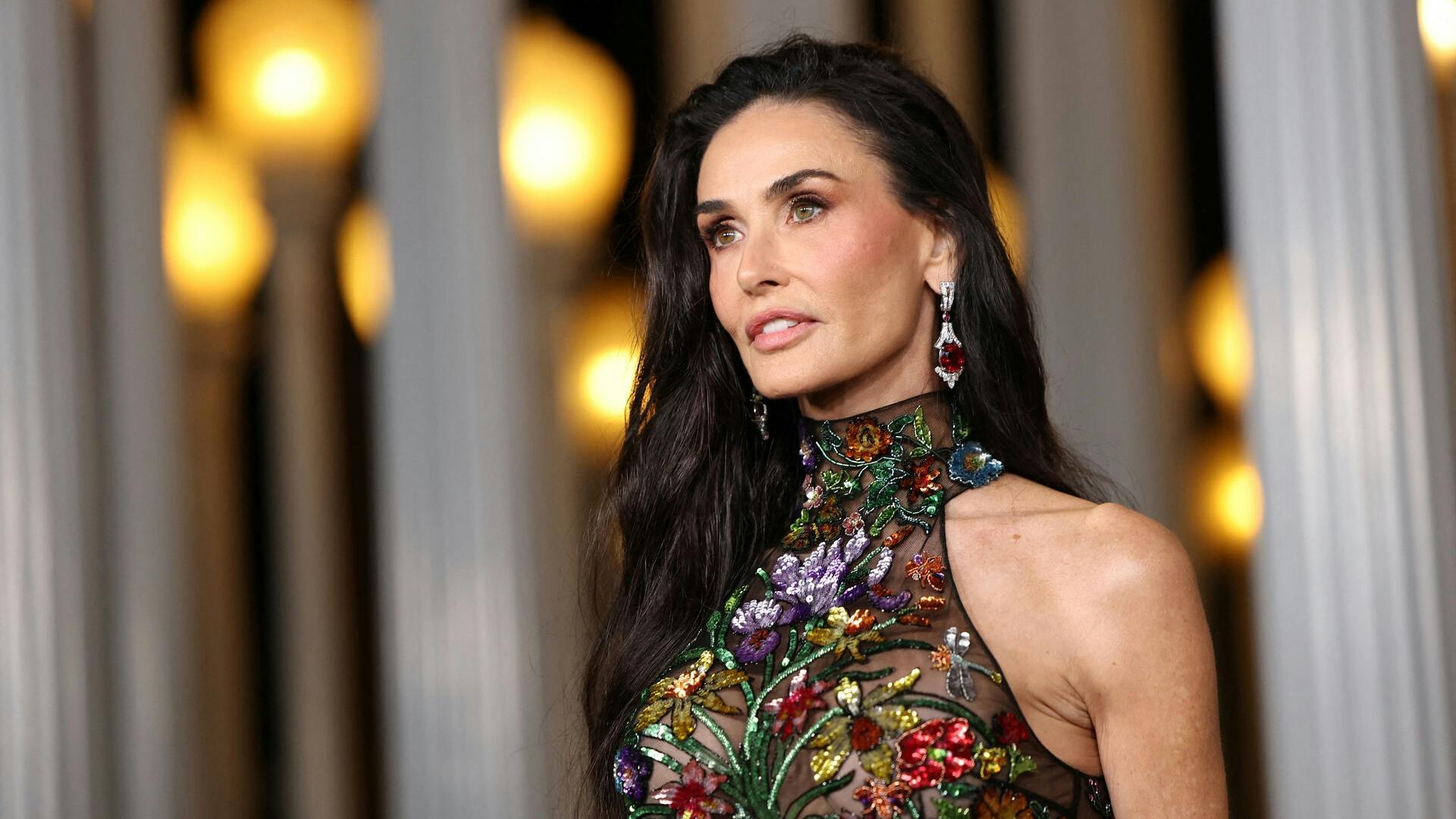 Demi Moore dukkede op i en vidunderlig kjole til LACMA Art + Film Gala 2025.&nbsp;