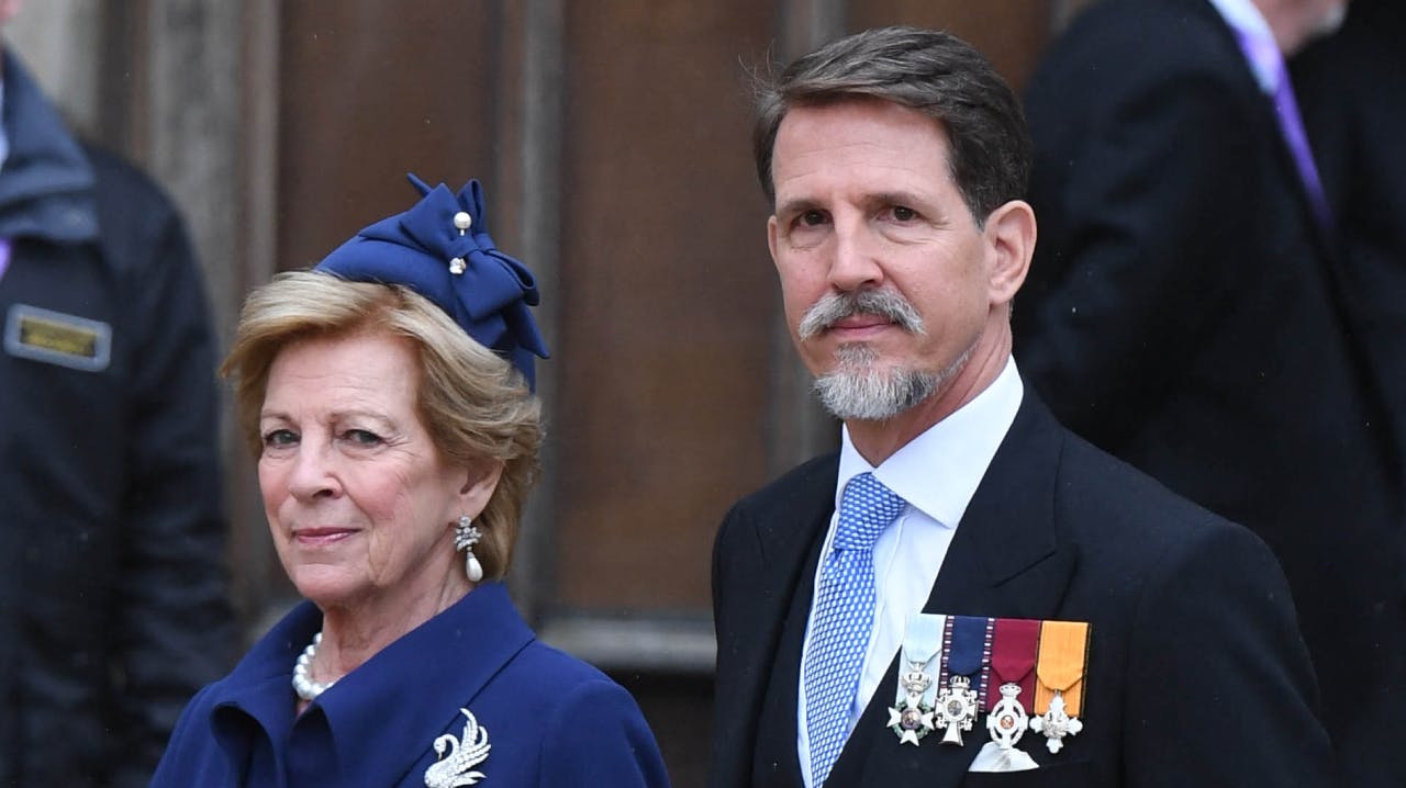 Dronning Anne-Marie med sin ældste søn Pavlos.