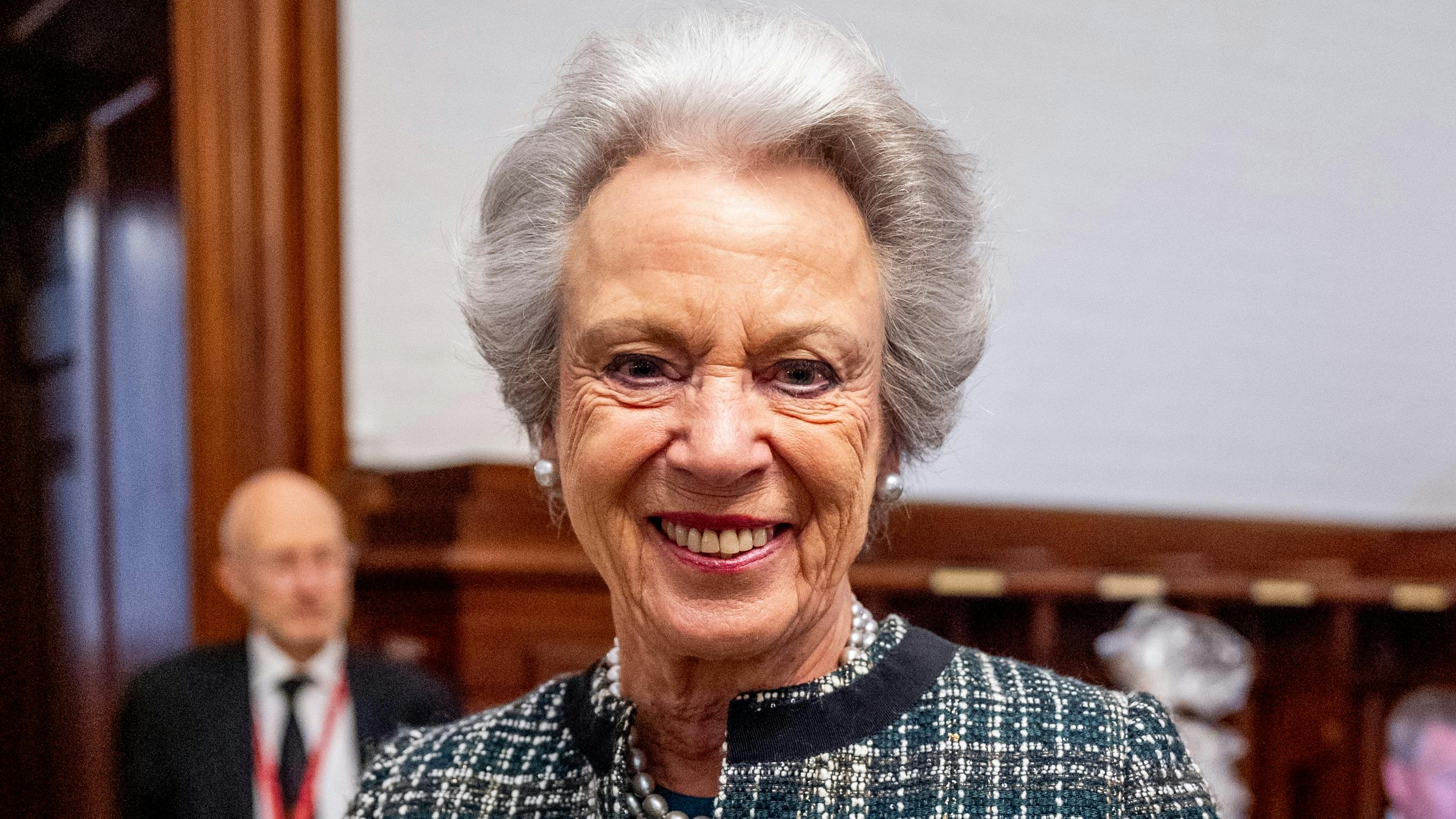 Prinsesse Benedikte skal traditionen tro åbne julebasaren i den svenske kirke Gustafskyrkan. 