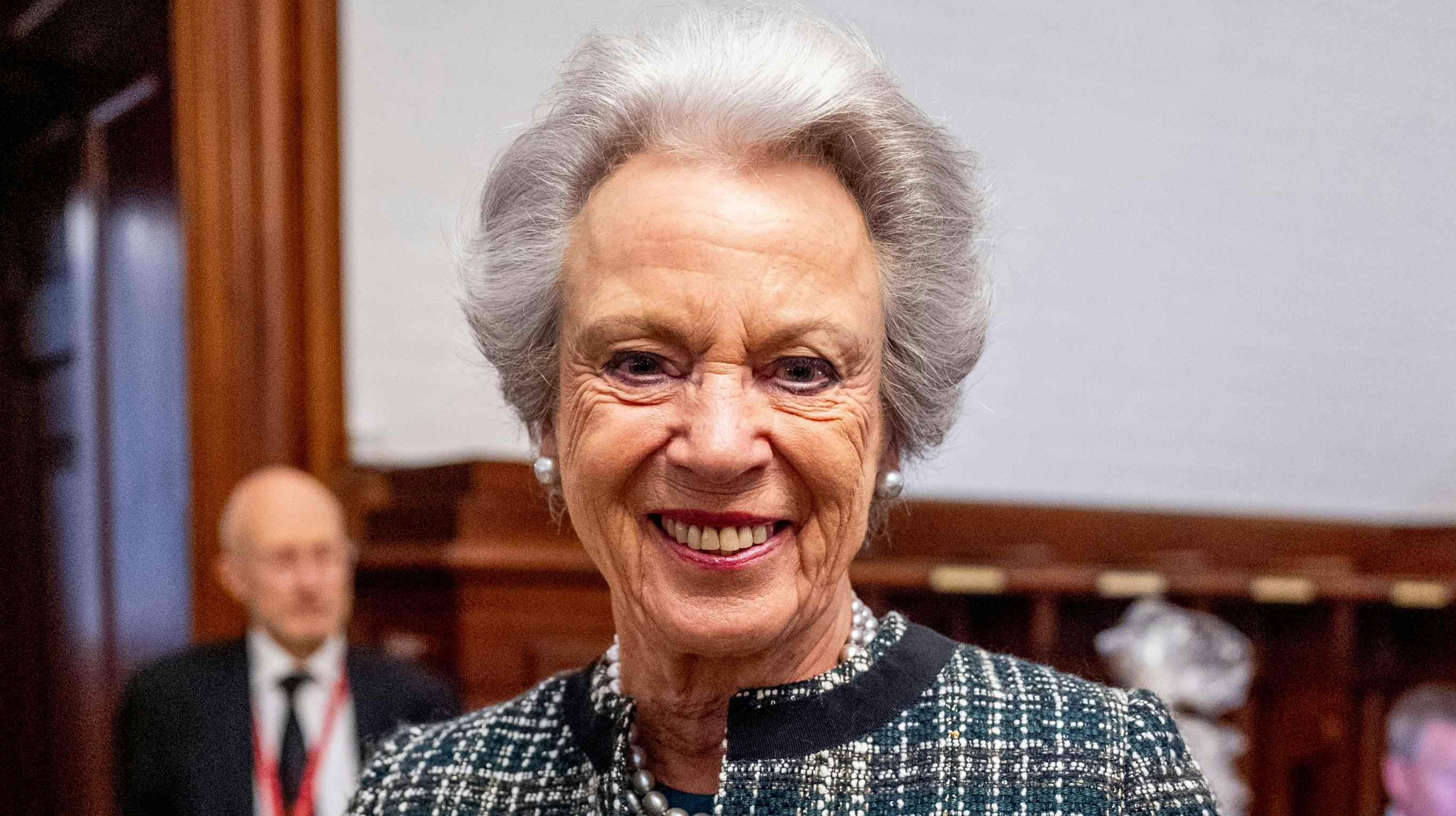 Prinsesse Benedikte skal traditionen tro åbne julebasaren i den svenske kirke Gustafskyrkan.