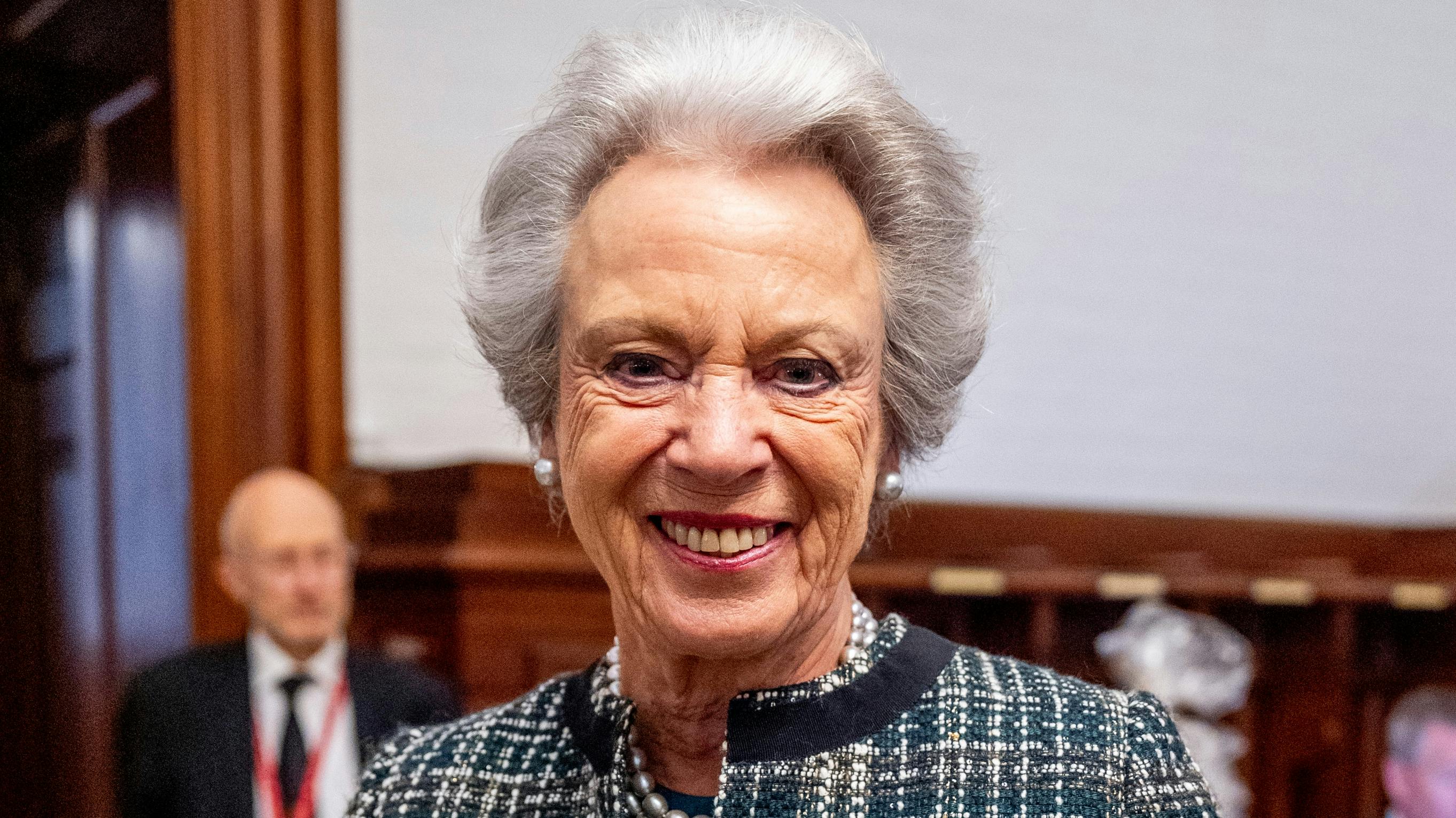 Prinsesse Benedikte skal traditionen tro åbne julebasaren i den svenske kirke Gustafskyrkan.