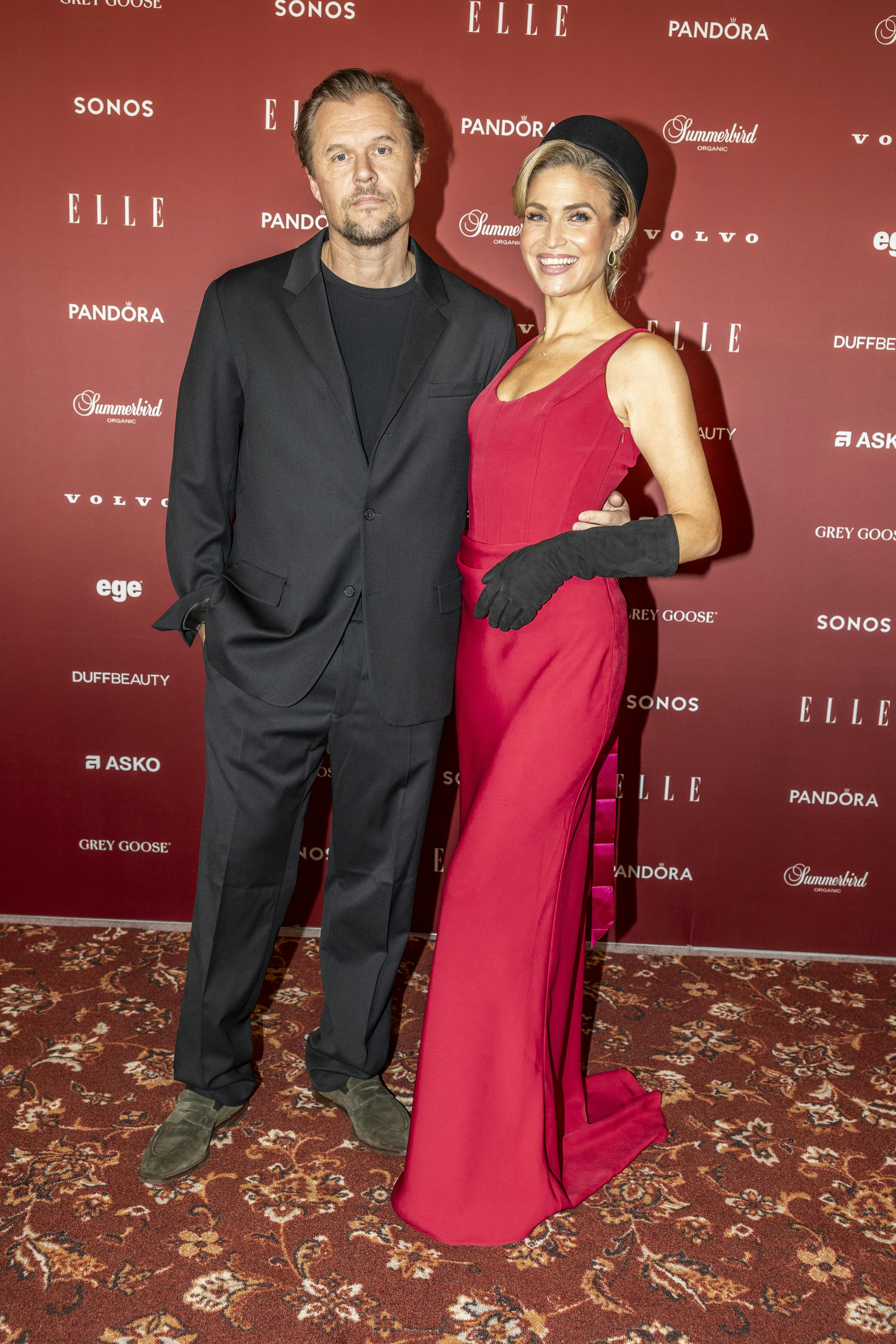 Daniel Åxman og Christiane Schaumburg-Müller Aaxman på den røde løber til ELLE Awards. 