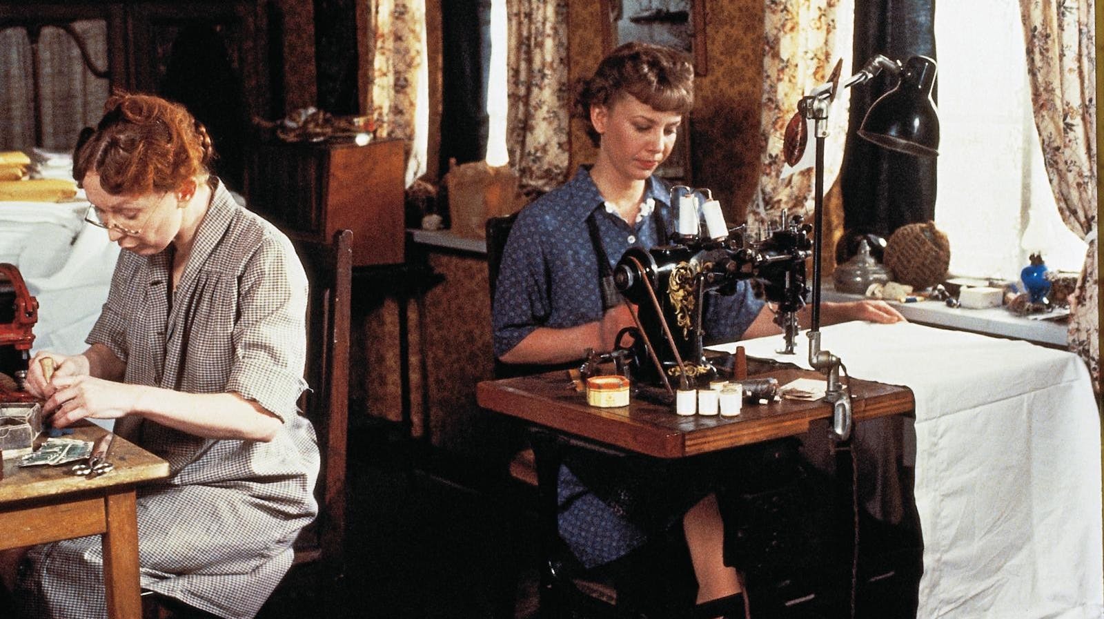 Marie og Agnes Jensen i "Matador".