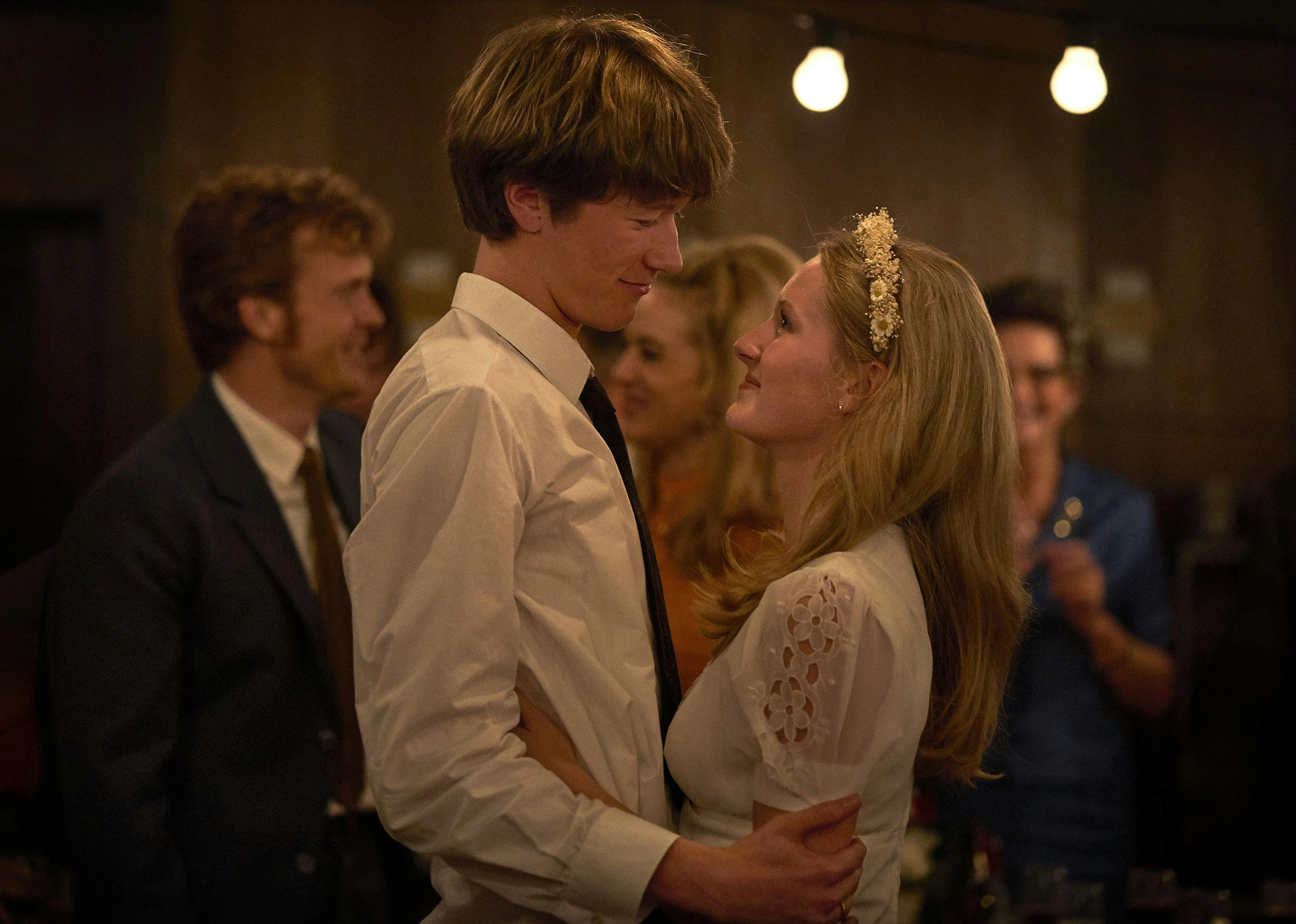 Svend bliver gift med Kirsten.