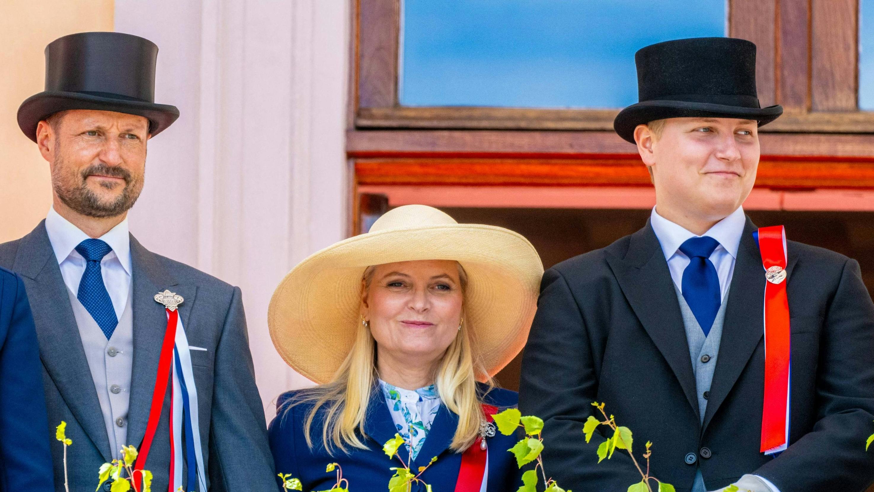 Kronprins Haakon, kronprinsesse Mette-Marit og prins Sverre Magnus.&nbsp;