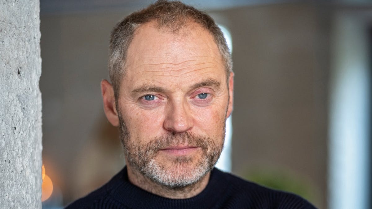 Jacob Lohmanns søn er begyndt i skole, og det har givet skuespilleren udfordringer