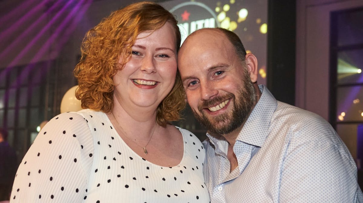 "Kærlighed hvor kragerne vender"-Thomas og Laura er blevet forældre igen