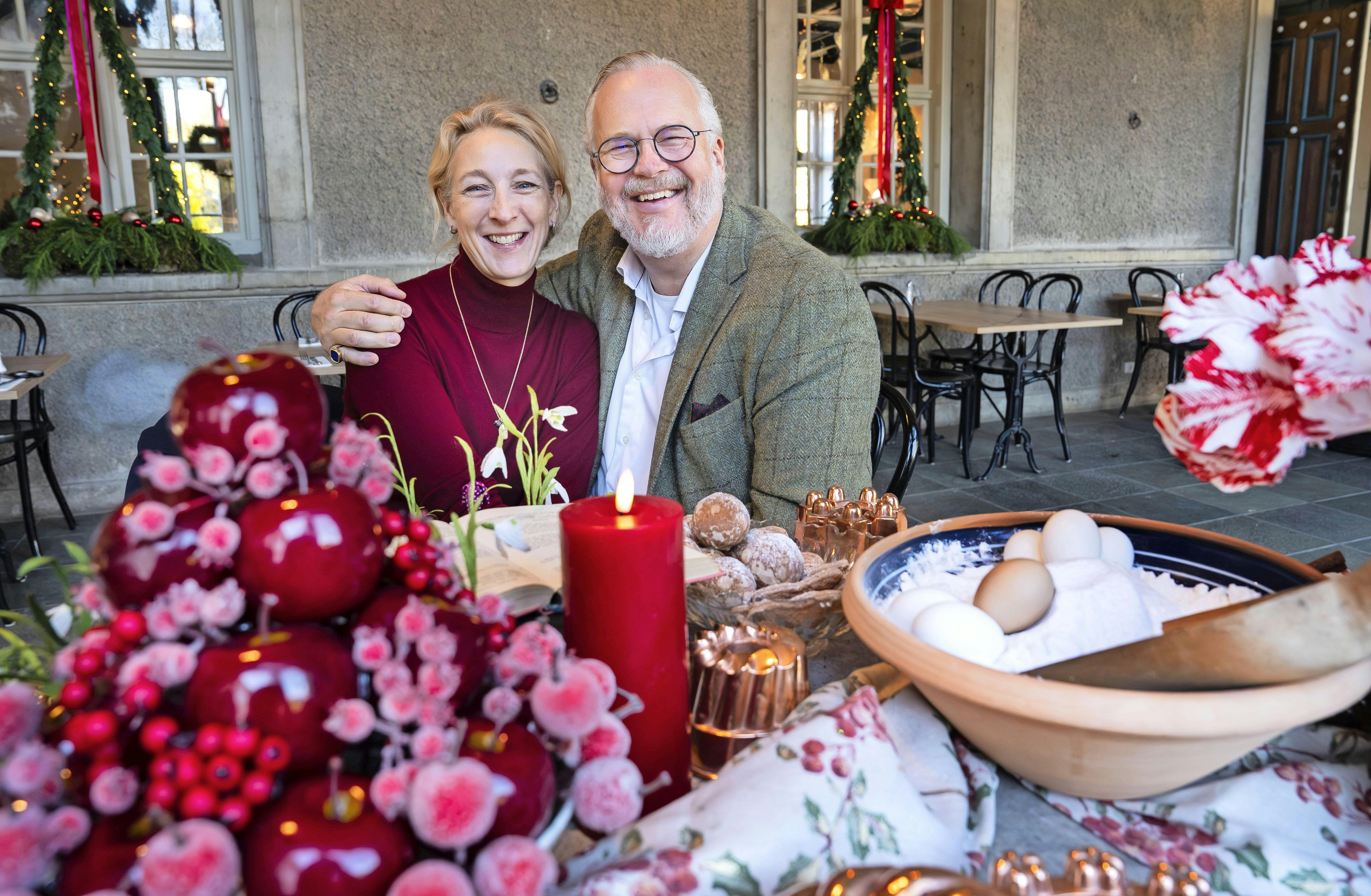 BB SOLO BB SOLOOPGAVE: Julebesøg hos greveparret på Egeskov Slot.Grev Michael Ahlefeldt-Laurvig-Bille og prinsesse Alexandra til Sayn-Wittgenstein-BerleburgSTED: Egeskov slotDATO: 20251106JOURNALIST: Marianne Singer