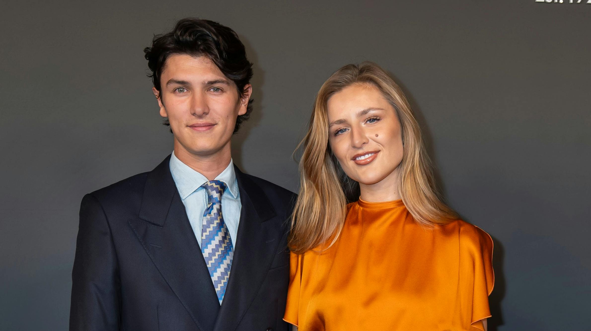 Grev Nikolai og Benedikte Thostrup er rejst mod de nordlige bredegrader. 