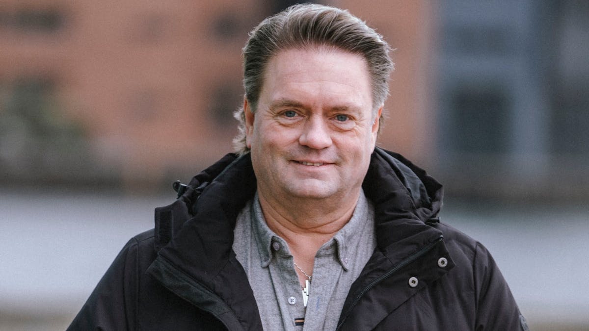 Johnny Hansen har indset, han er nødt til at gøre noget