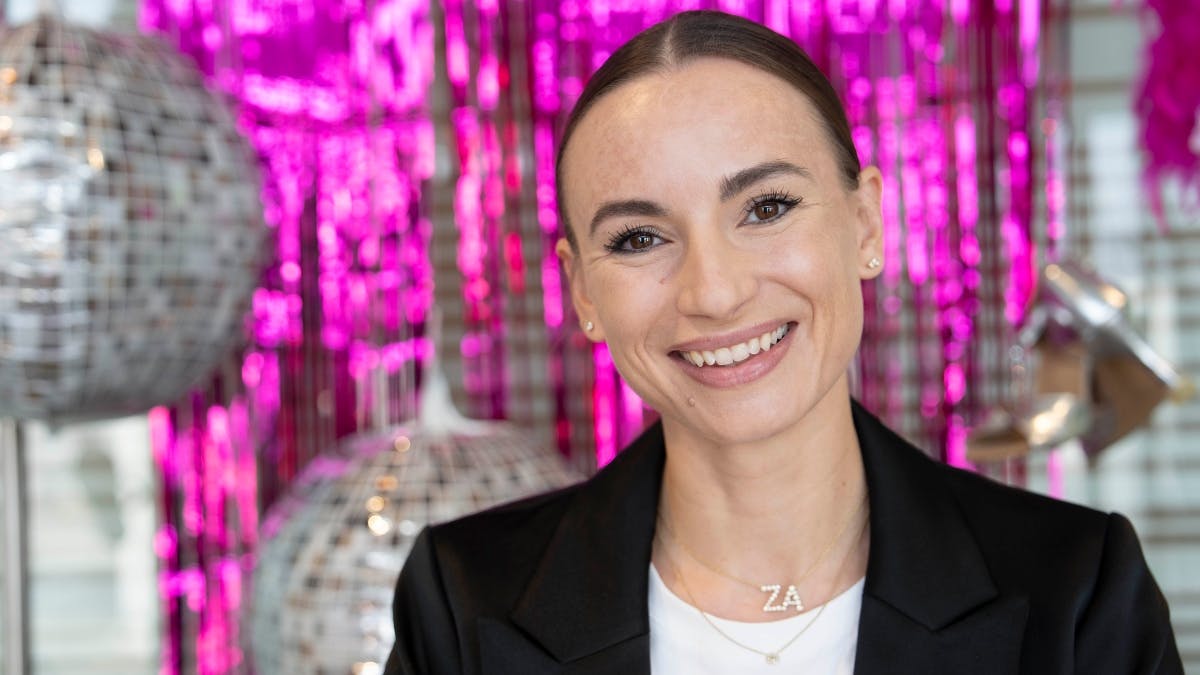 Claudia Rex debuterede i "Vild med dans" i 2009. 