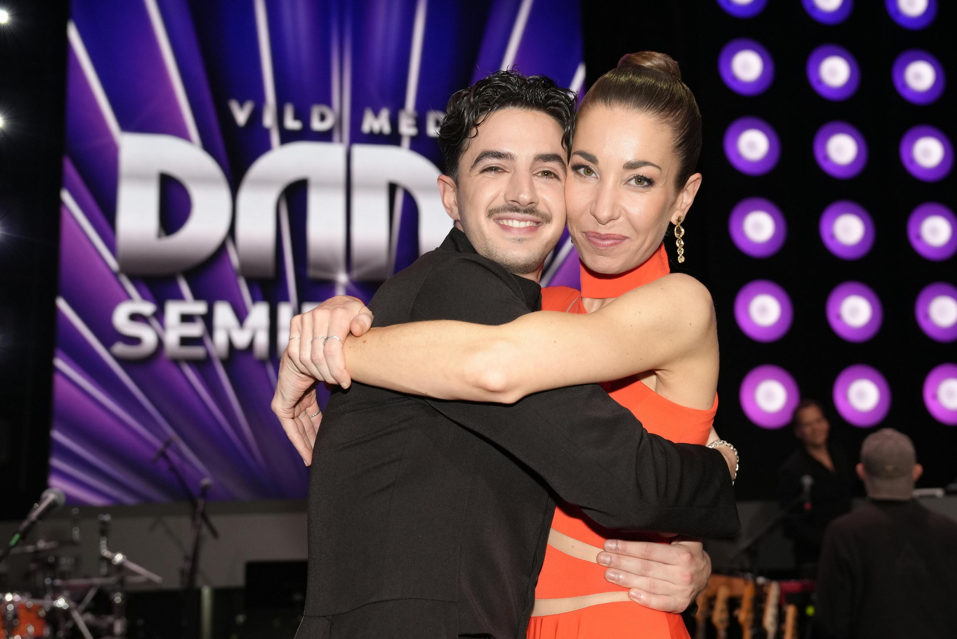 Det blev skuespiller Julie Rudbæk og partneren Eugen Miue, der måtte forlade "Vild med dans" lige inden finalen.