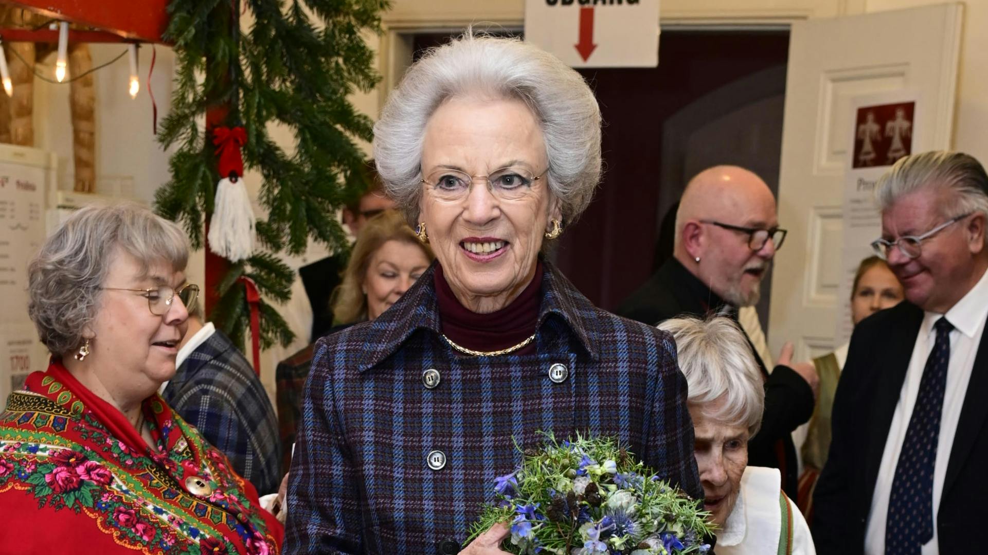 Prinsesse Benedikte julehyggede i den svenske kirke i København.