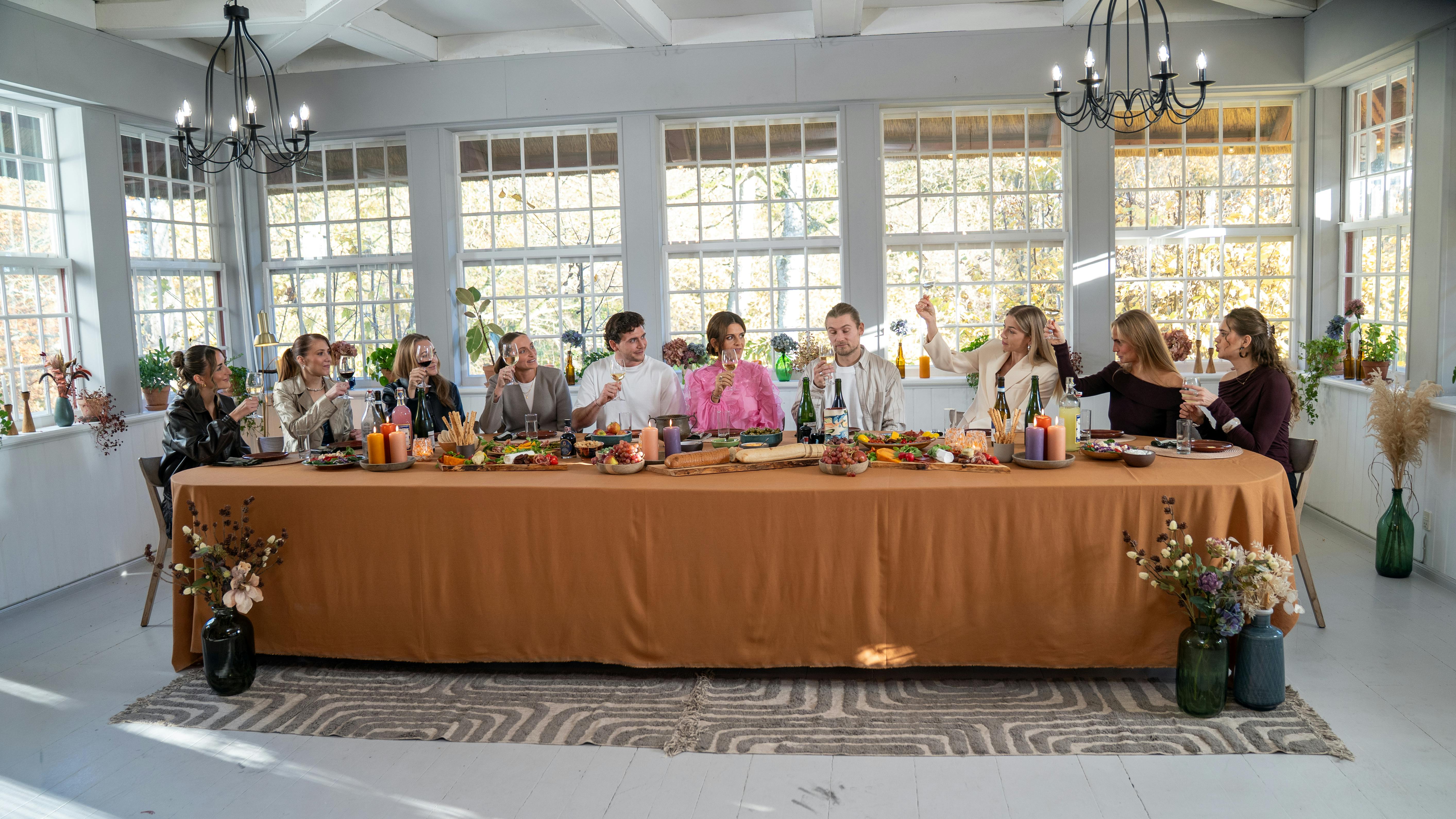 En del af de medvirkende mødtes igen under "Efter den sidste rose".