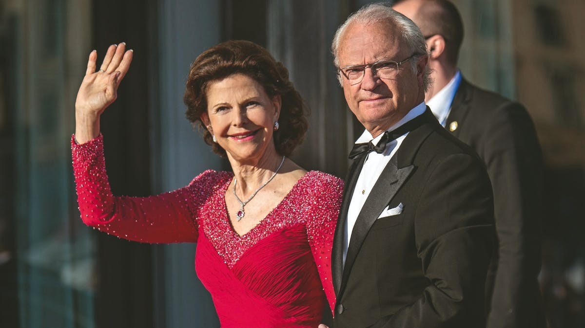 Dronning Silvia og kong Carl Gustaf er glade for svensk guld