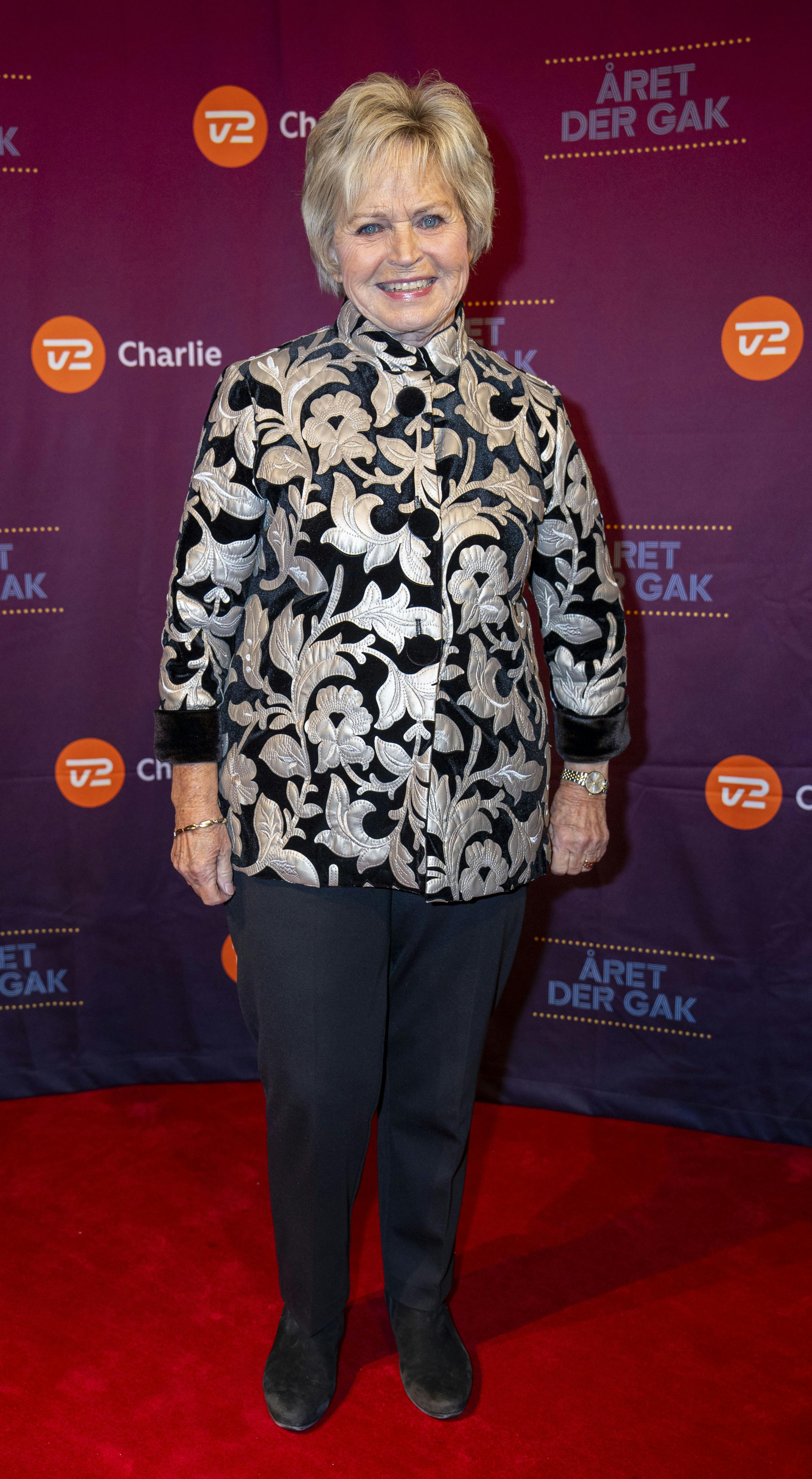 Hilda Heick stod alene på den røde løber til "Året der gak"