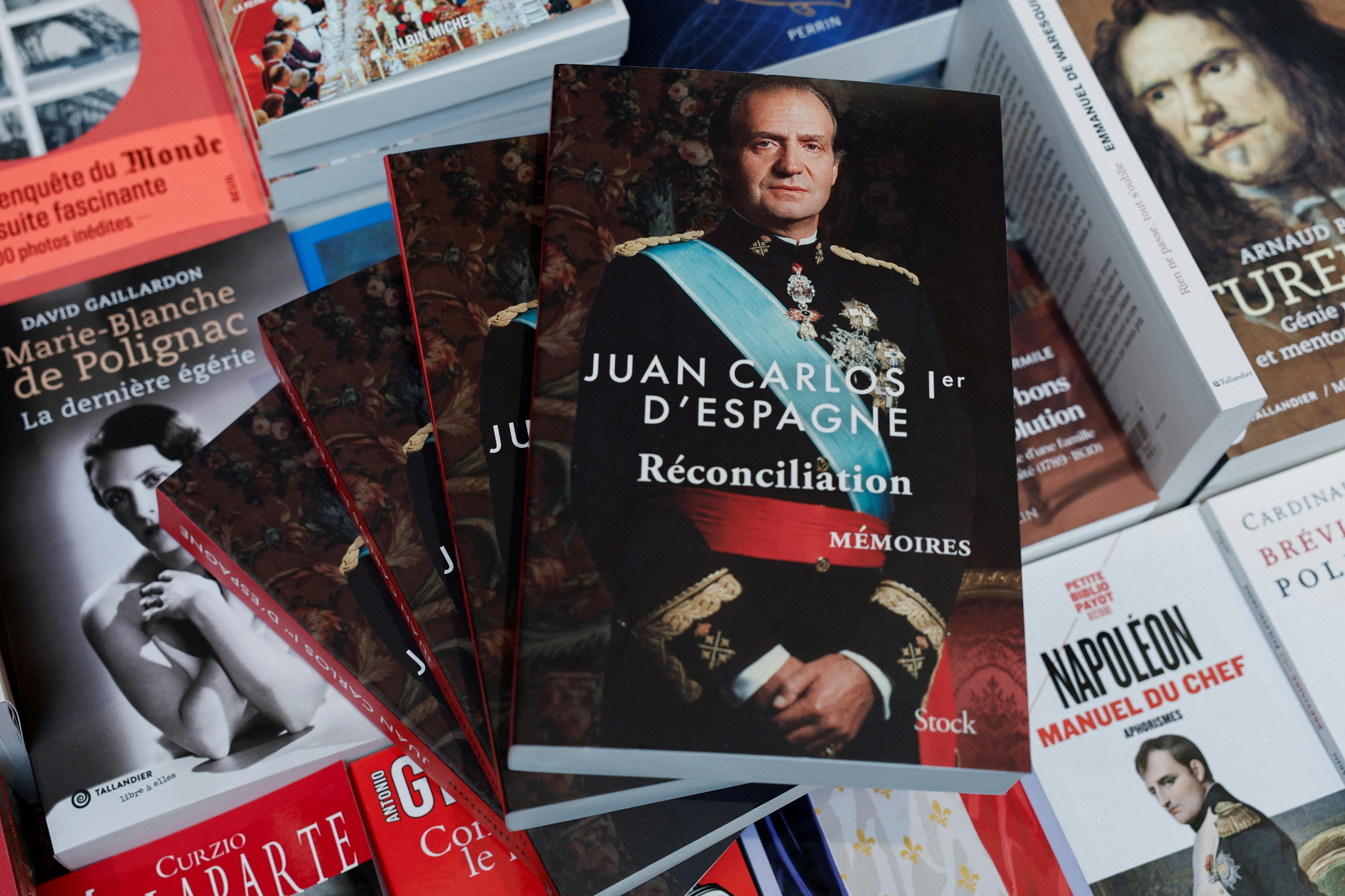 Copies of the book "Reconciliation" written by former King Juan Carlos I of Spain, inside the Galignani bookstore in Paris, France, November 5, 2025. REUTERS/Benoit Tessier