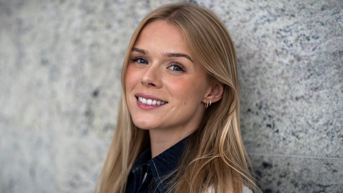 Asta Björk siger farvel til "Vild med dans" og skal til februar tilbage på medicinstudiet. 