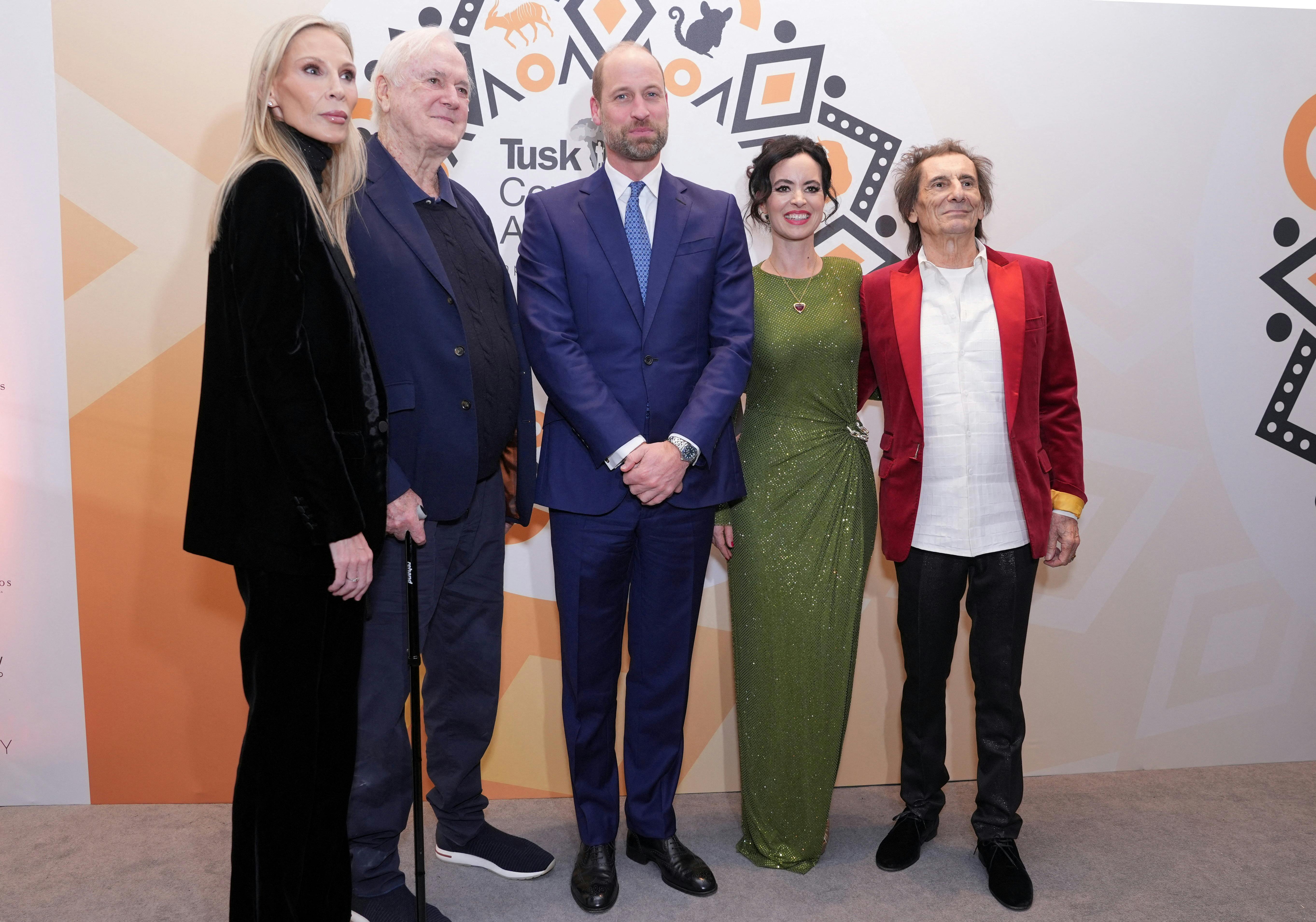 Prins William mødtes med velgørenhedsorganisationens ambassadører - heriblandt skuespiller John Cleese.