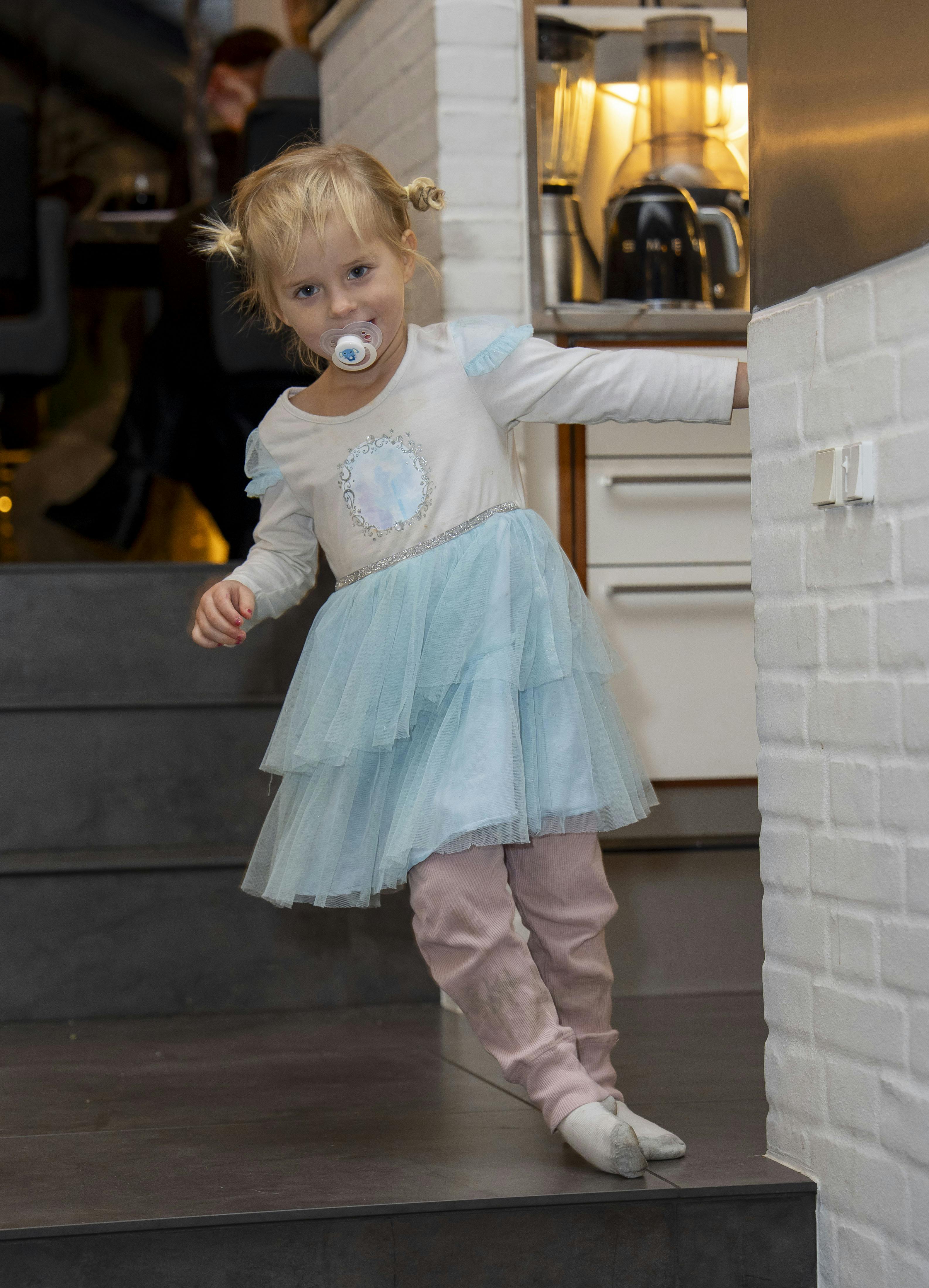 Dennis Knudsens datter Aura.