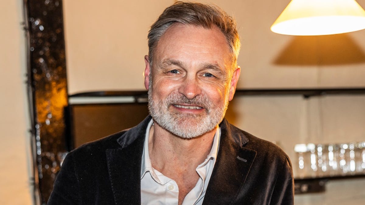 TV 2 reagerer på Claus Elmings kritik