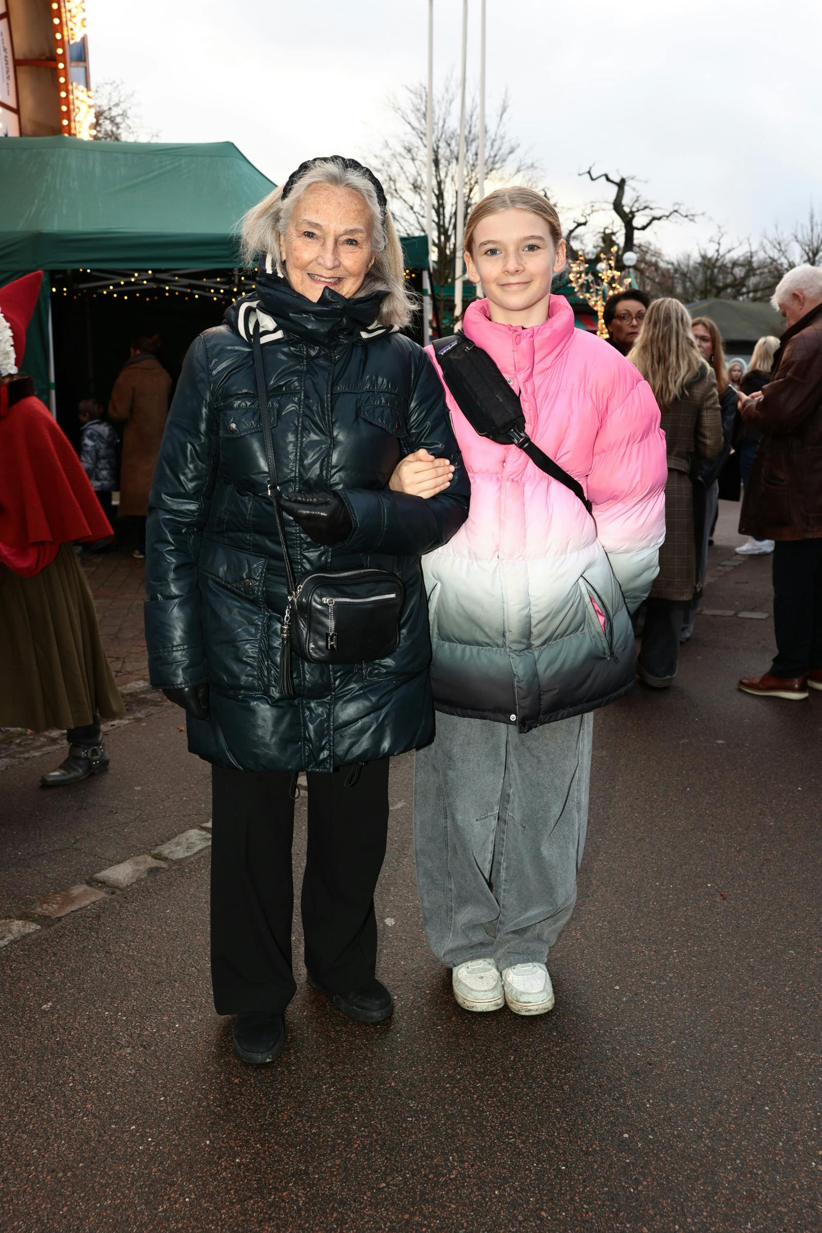 Rudi Nielsen til premiere med sit barnebarn Asta på 11 år.