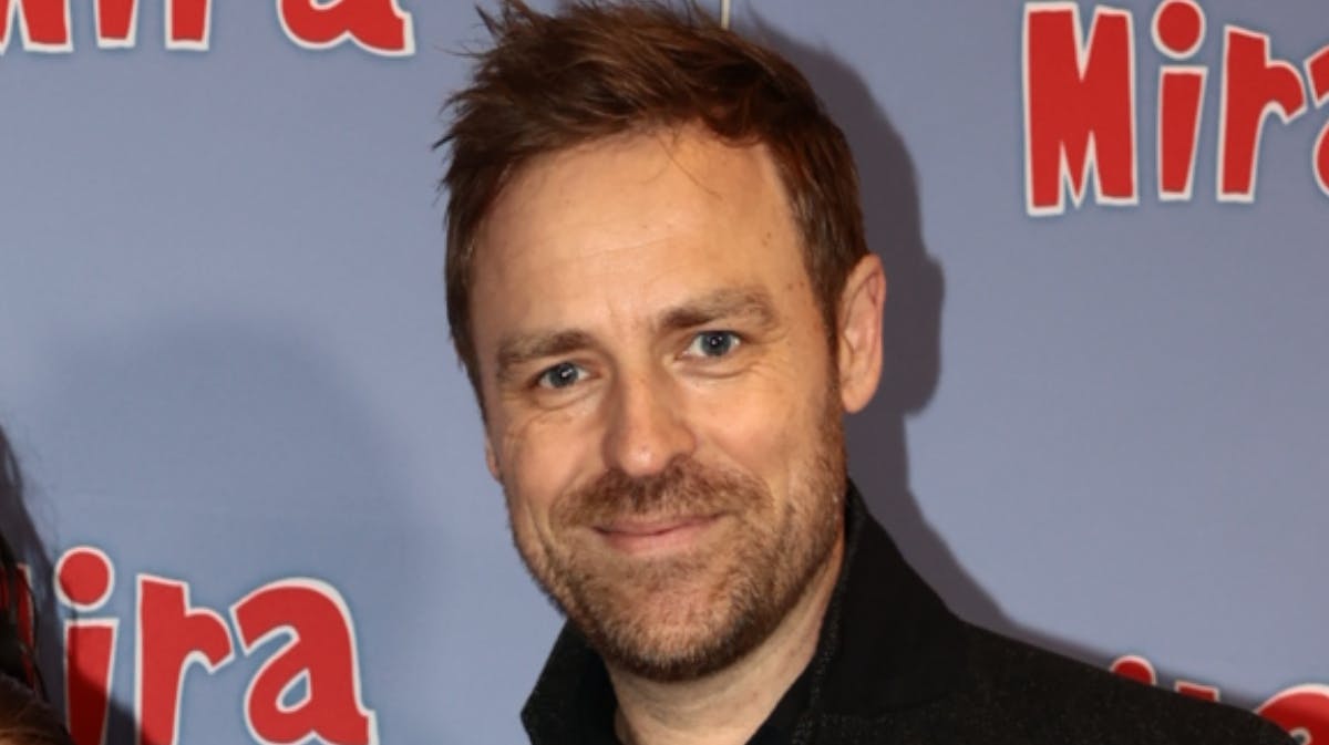 Kristian Bech var omgivet af hustru og to døtre til filmpremiere