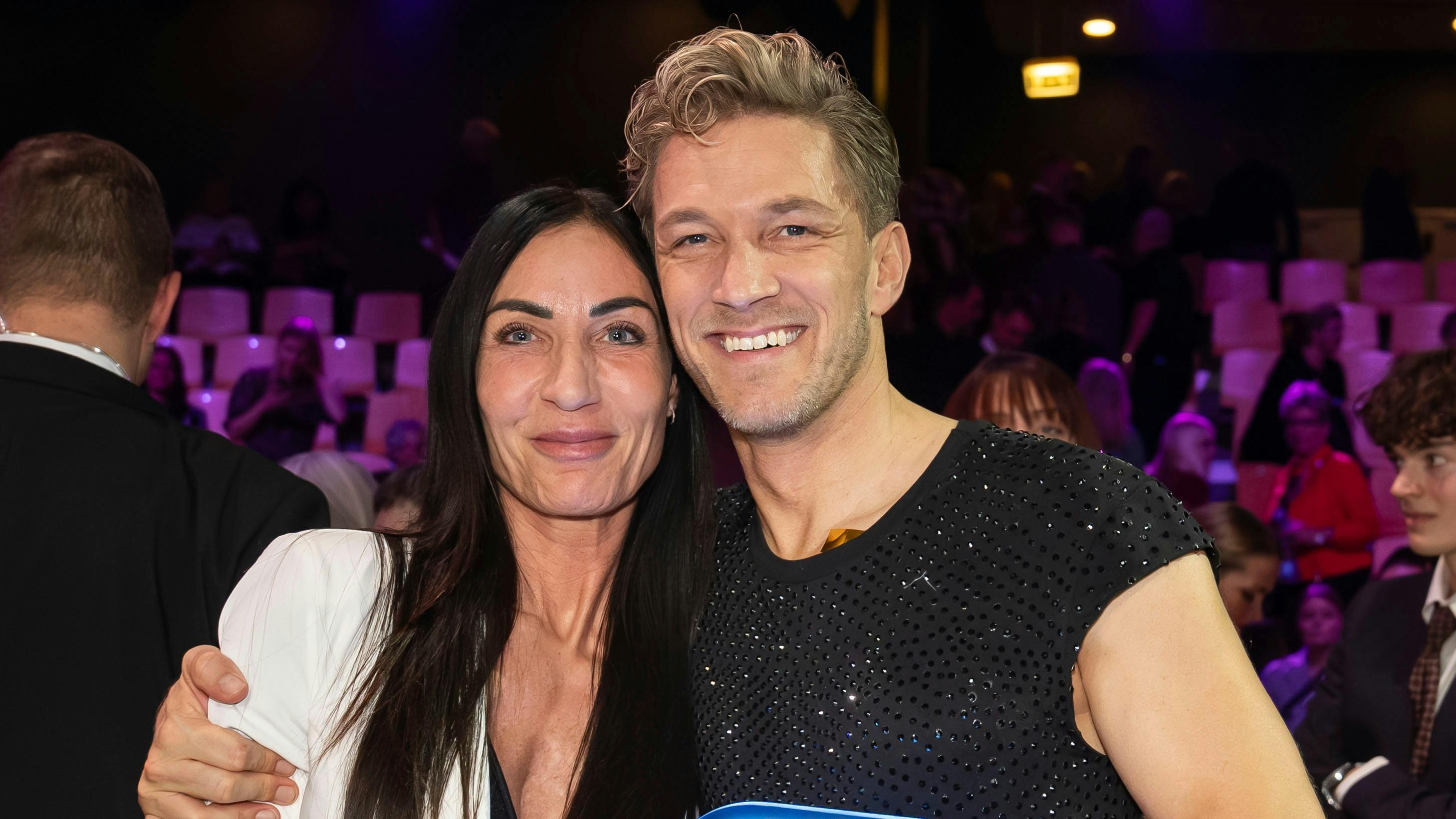 Michael Olesen med kæresten Heidi Frikke under "Vild med dans"-finalen. 