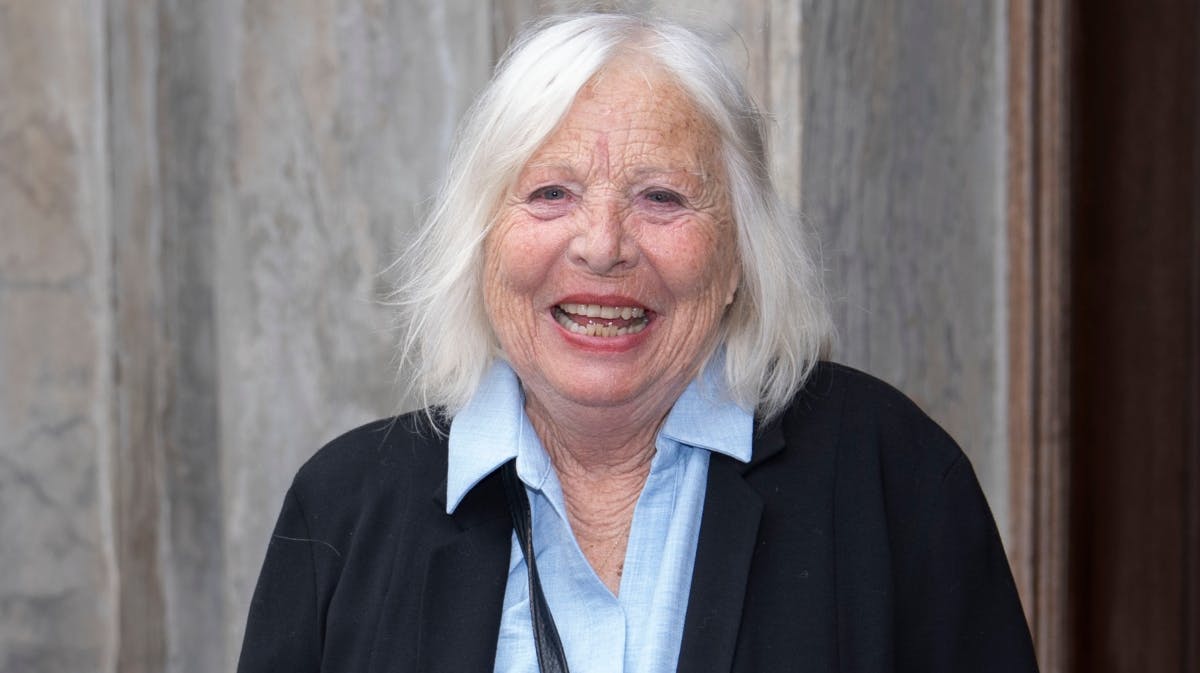 Helle Hertz havde sin kendte søn Anders med til julestue