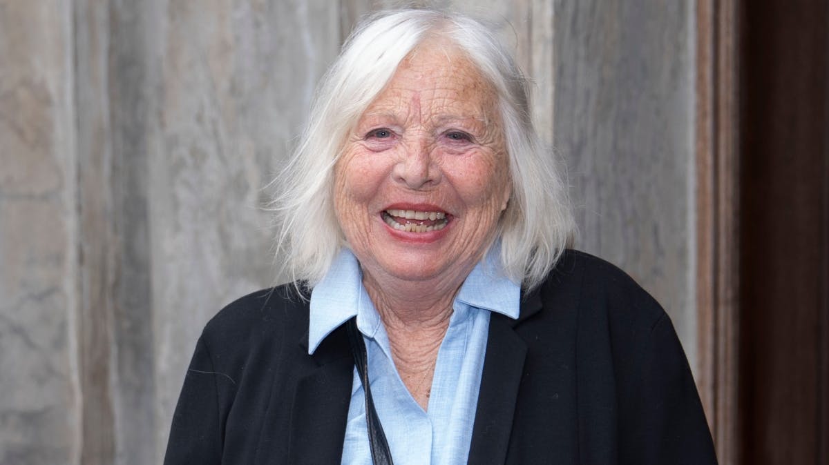 Helle Hertz havde sin kendte søn Anders med til julestue