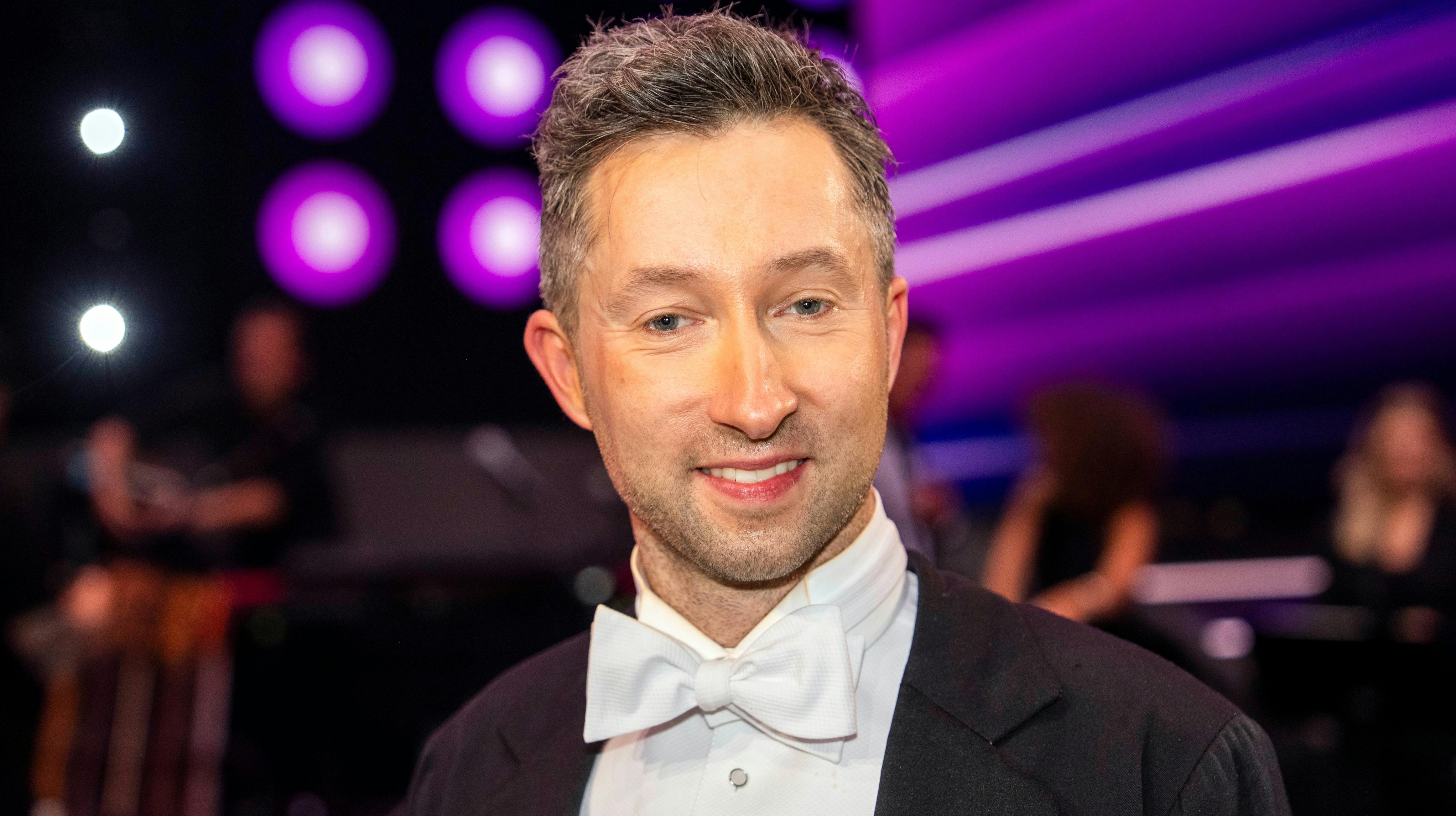 ild med dans"-stjernen Damian Czarnecki.