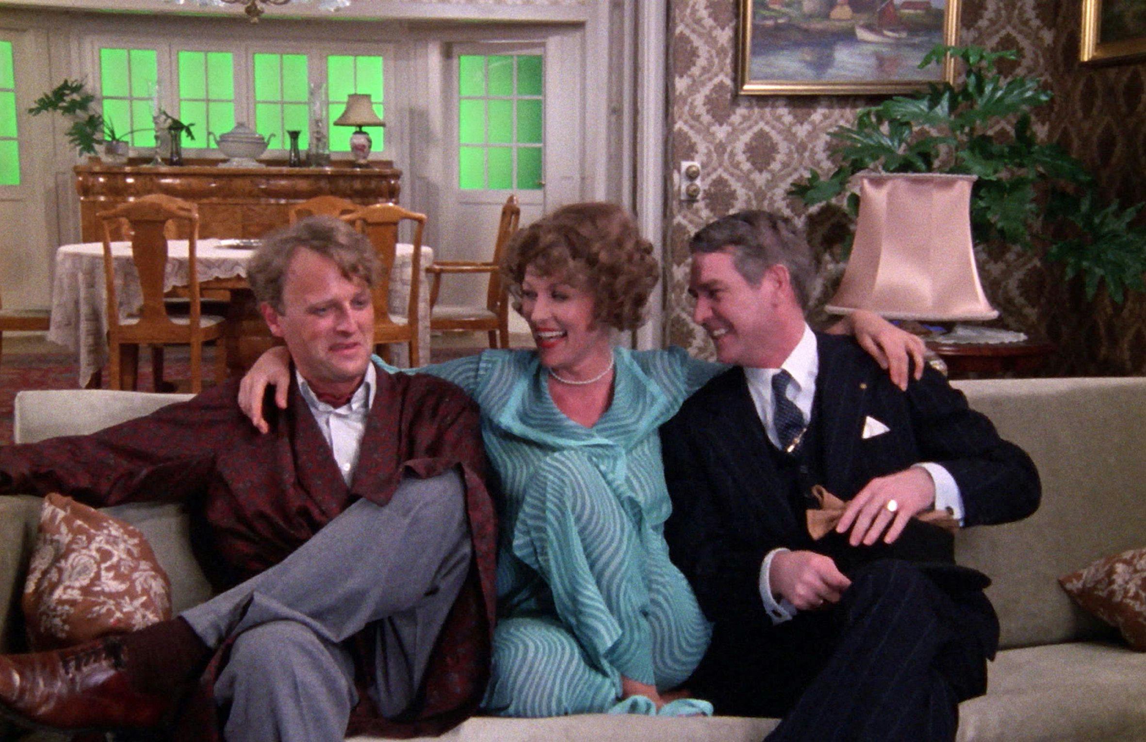 Man kan fortsat streame Gitte Graa og resten af "Matador" på DRTV - og i næste uge kan man blive indehaver af hendes pyjamasbukser.