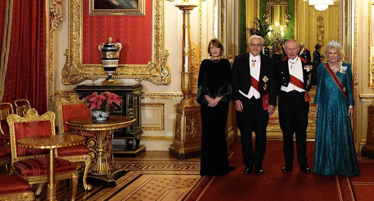 Kongefamilien og det tyske præsidentpar på Windsor Castle i anledning af statsbesøg. 