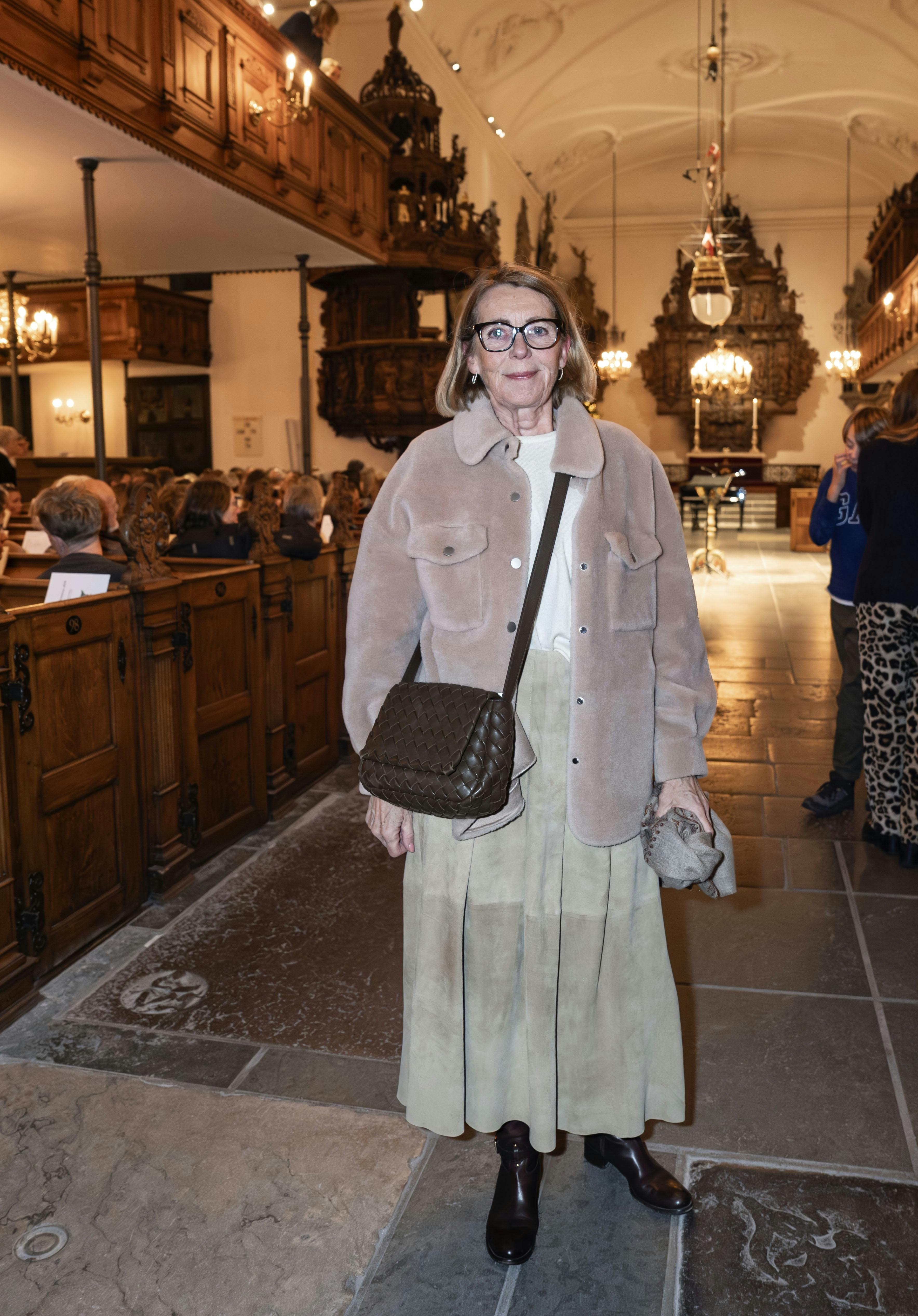 OPGAVE: Prinsesse Benedikte til Julekoncert i Holmens KirkeSTED: Holmens kirkeDATO: 20251201JOURNALIST: Ulrik Ulriksen