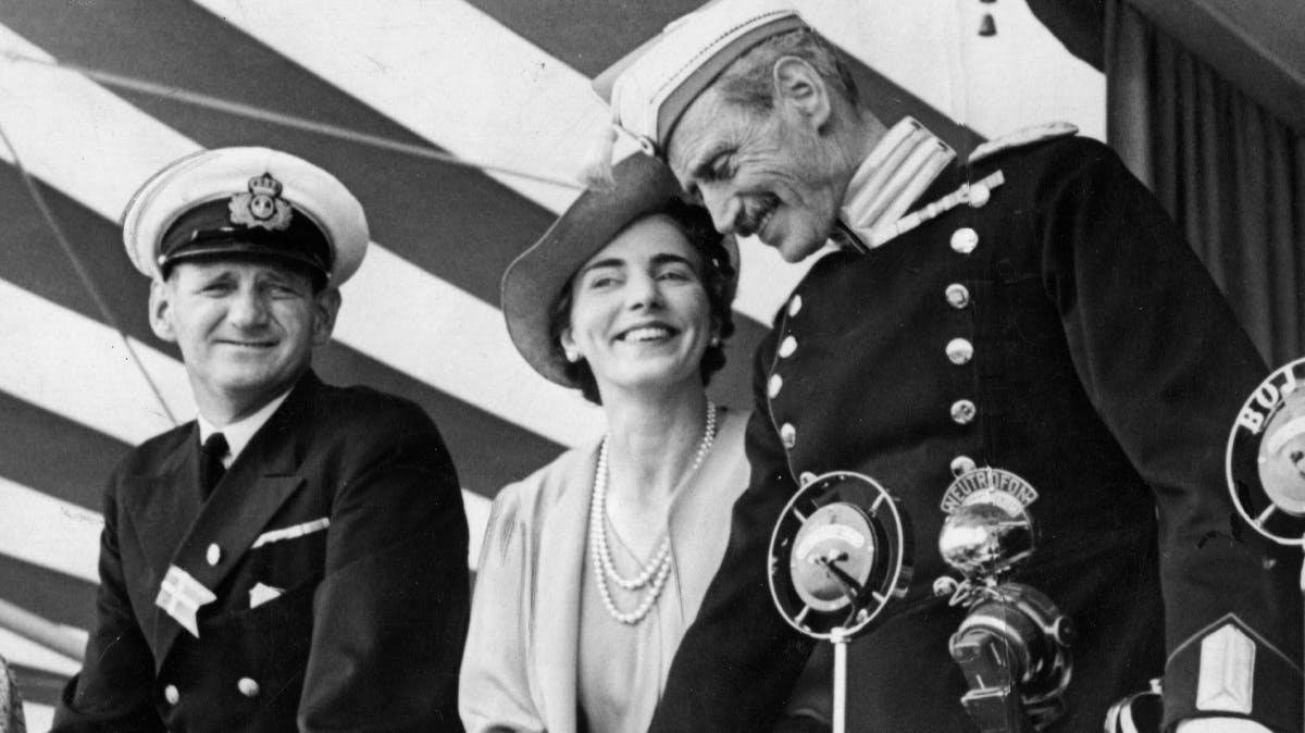 Daværende kronprins Frederik, kronprinsesse Ingrid og kong Christian 10.