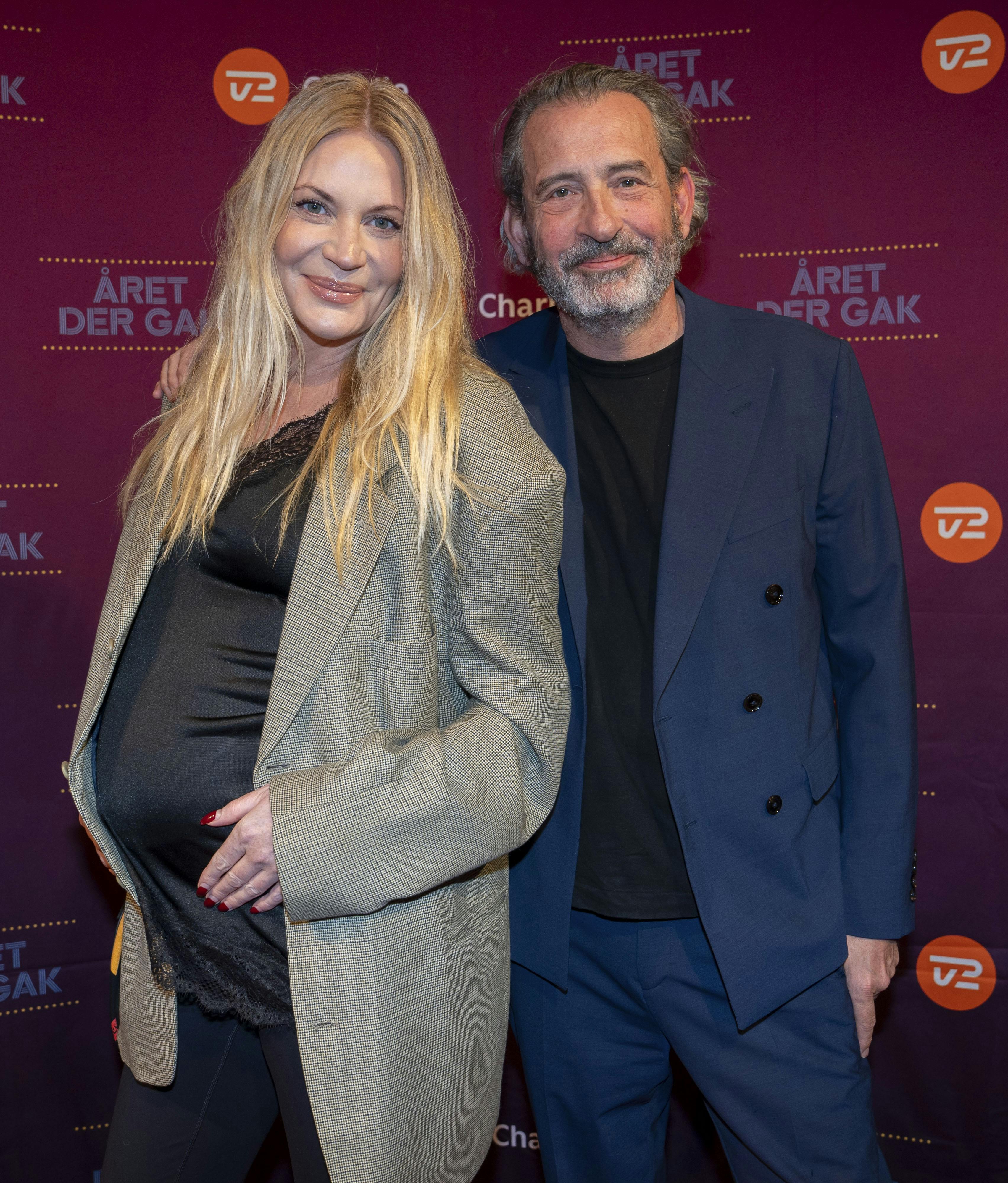 Christian Grau og hans gravide hustru spiser mange hindbærsnitter for tiden.