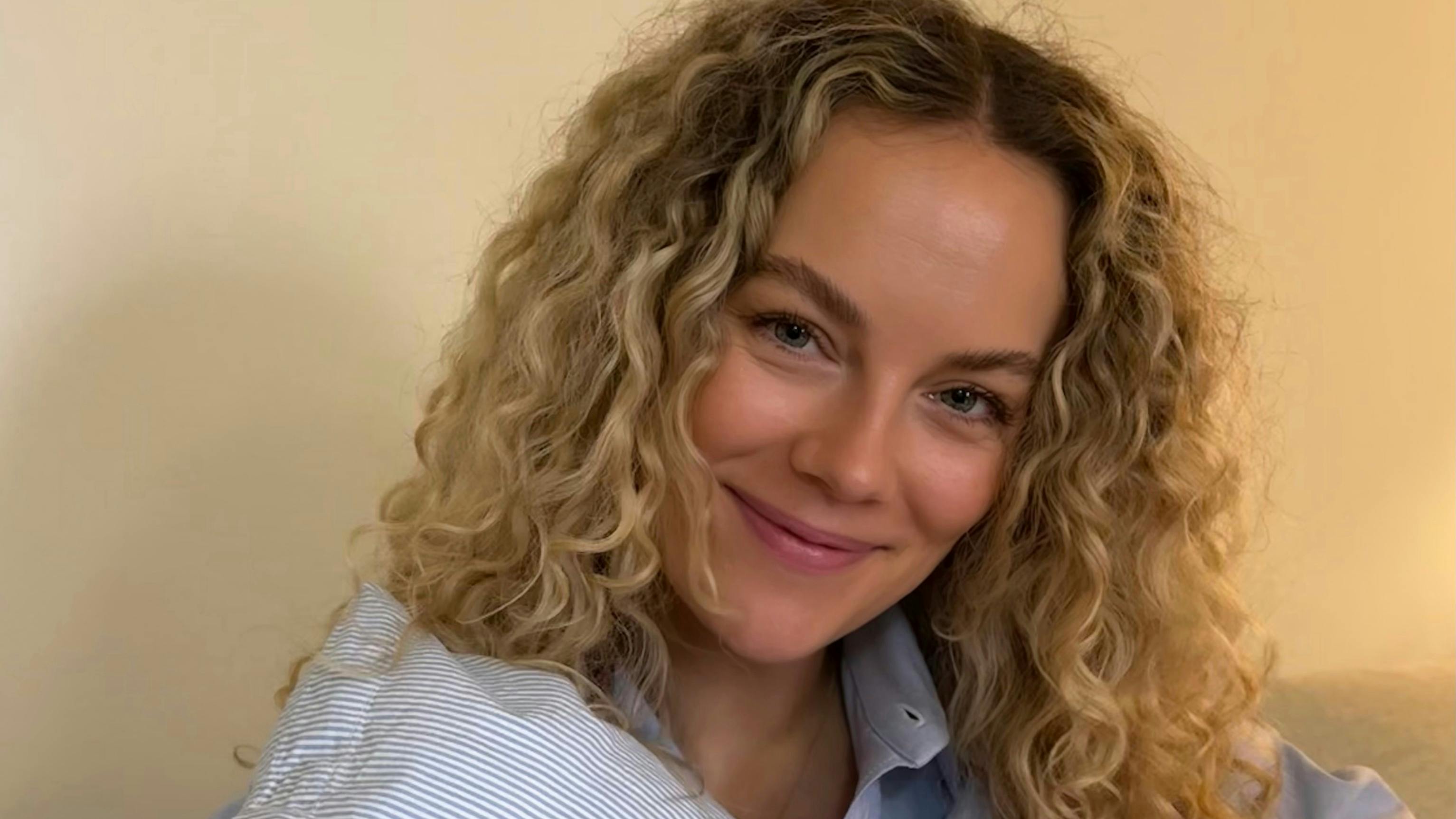 TV 2-korrespondenten Celina Liv Danielsen. 