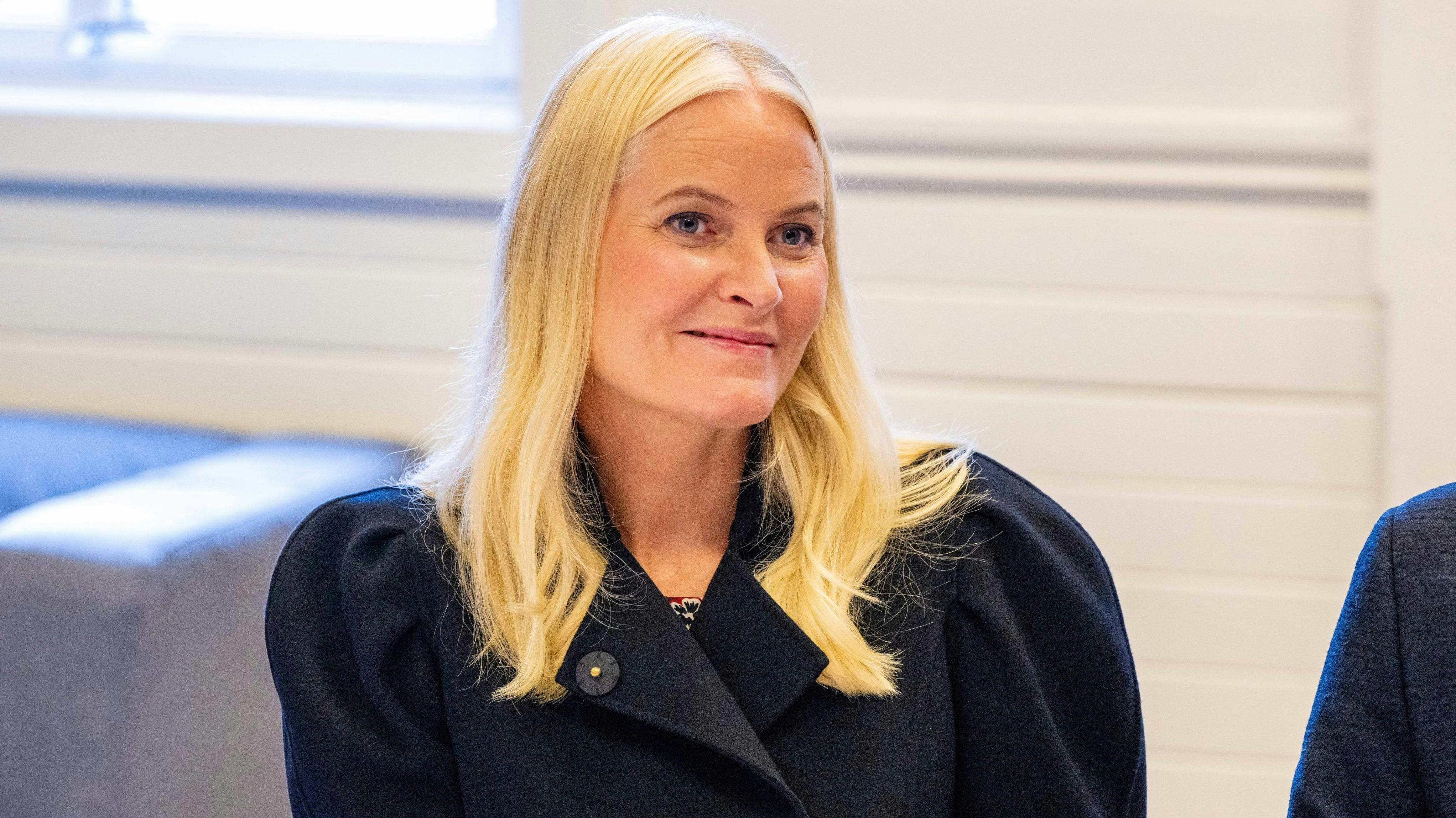 Mette-Marit var mandag aften til juleoplæsning.&nbsp;