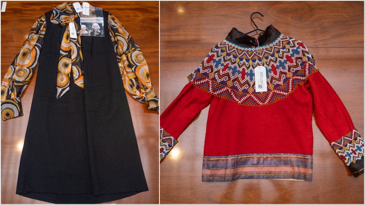 Dirch Passers kjole: Vurdering: 10.000 kr. Solgt for 16.000 kr. Astrid Villaumes anorak: Vurdering: 4000 kr. Solgt for 5.500 kr.