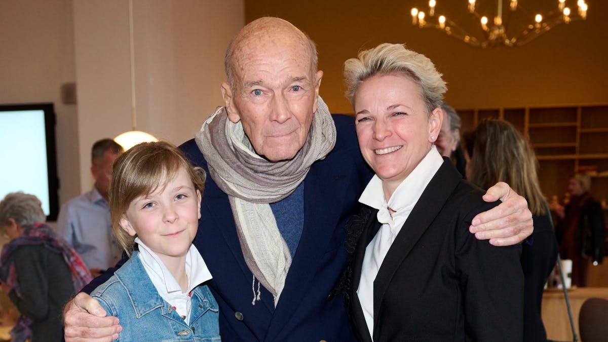 Jesper Bruun Rasmussen med sin datter, Alexa Bruun Rasmussen, og barnebarnet Maxima.&nbsp;