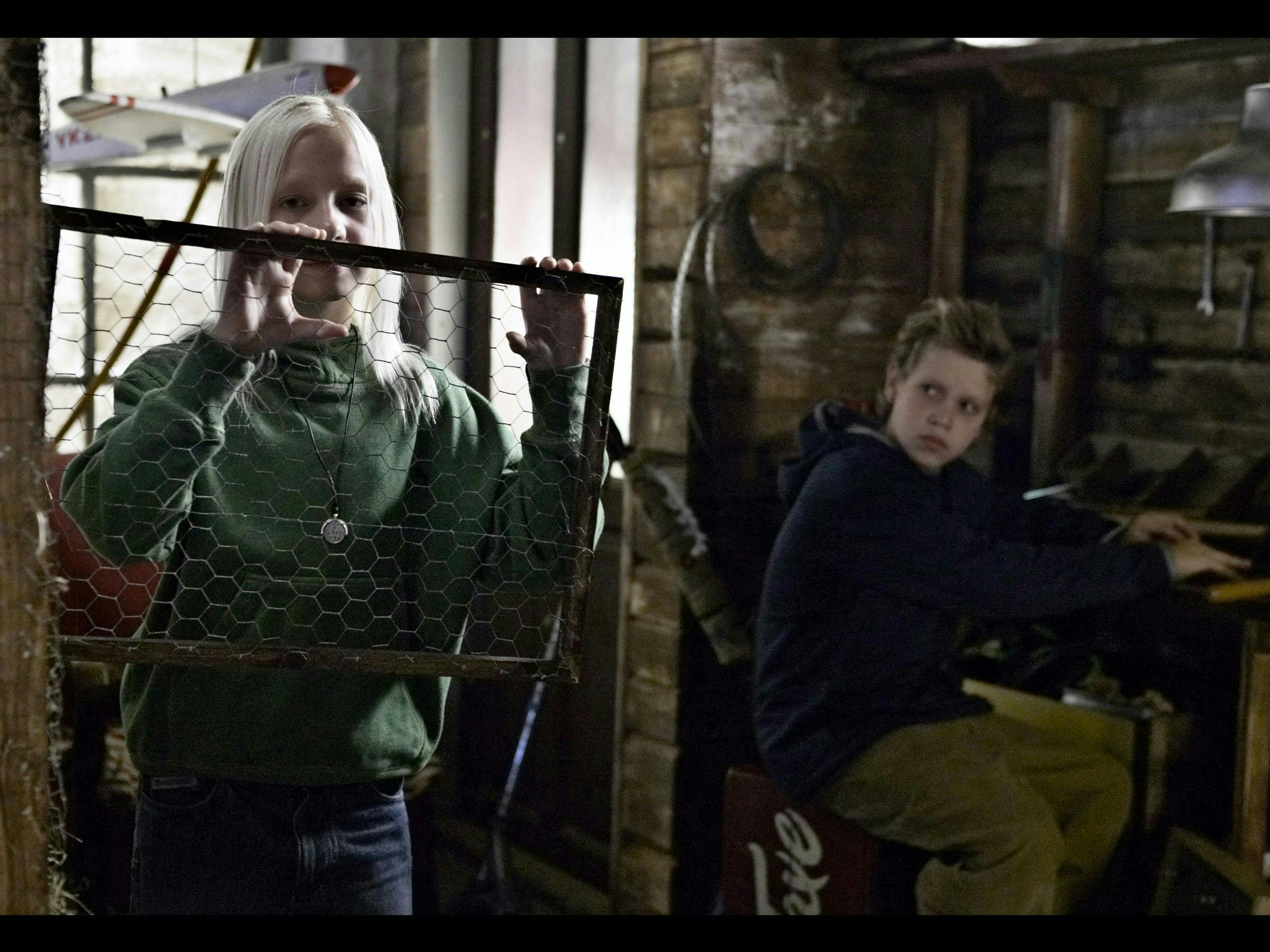 Josefine og Oskar i "Jesus & Josefine".