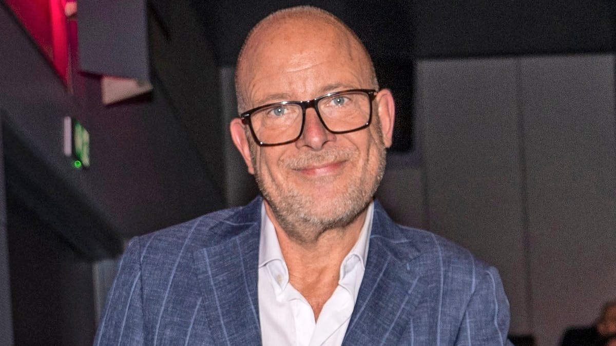 Nikolaj Steen har været nødt til at give efter for presset