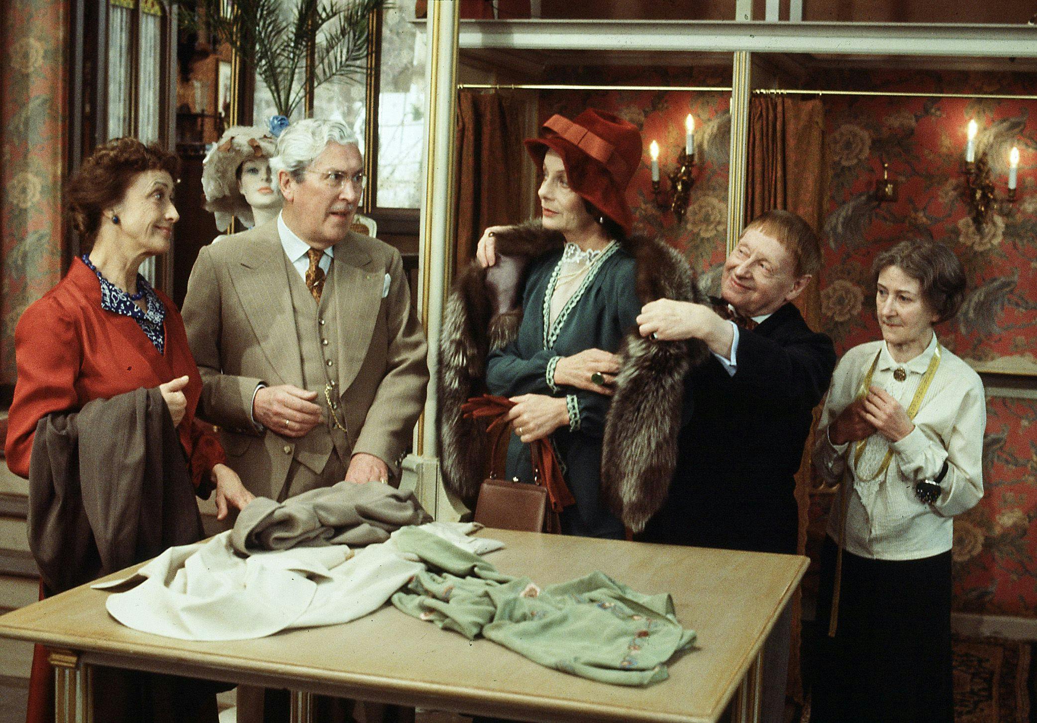 Arnesen i Damernes Magasin.