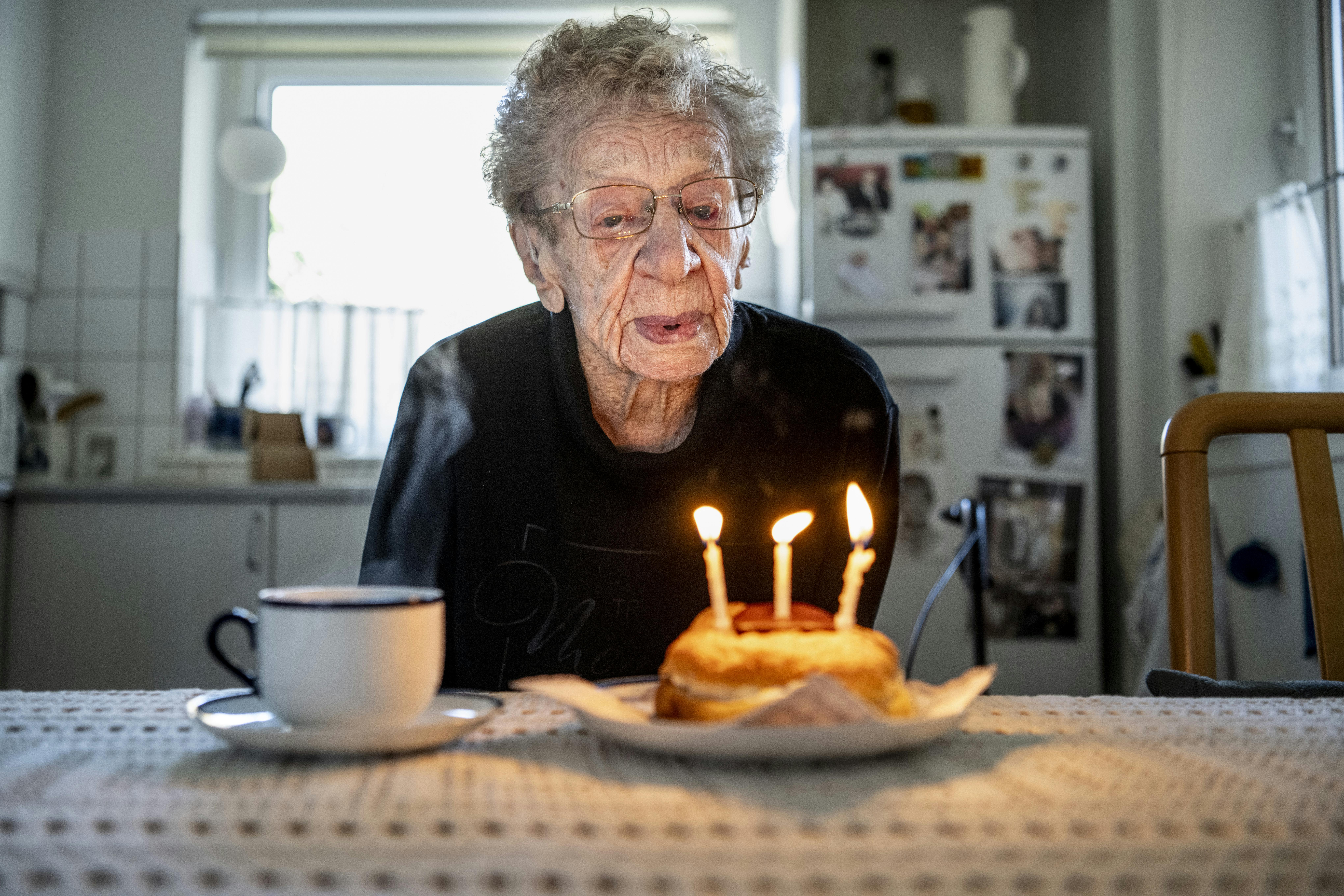 Kirsten Schwalbe er 111 år gammel, og hun har et helt særligt juleønske. 